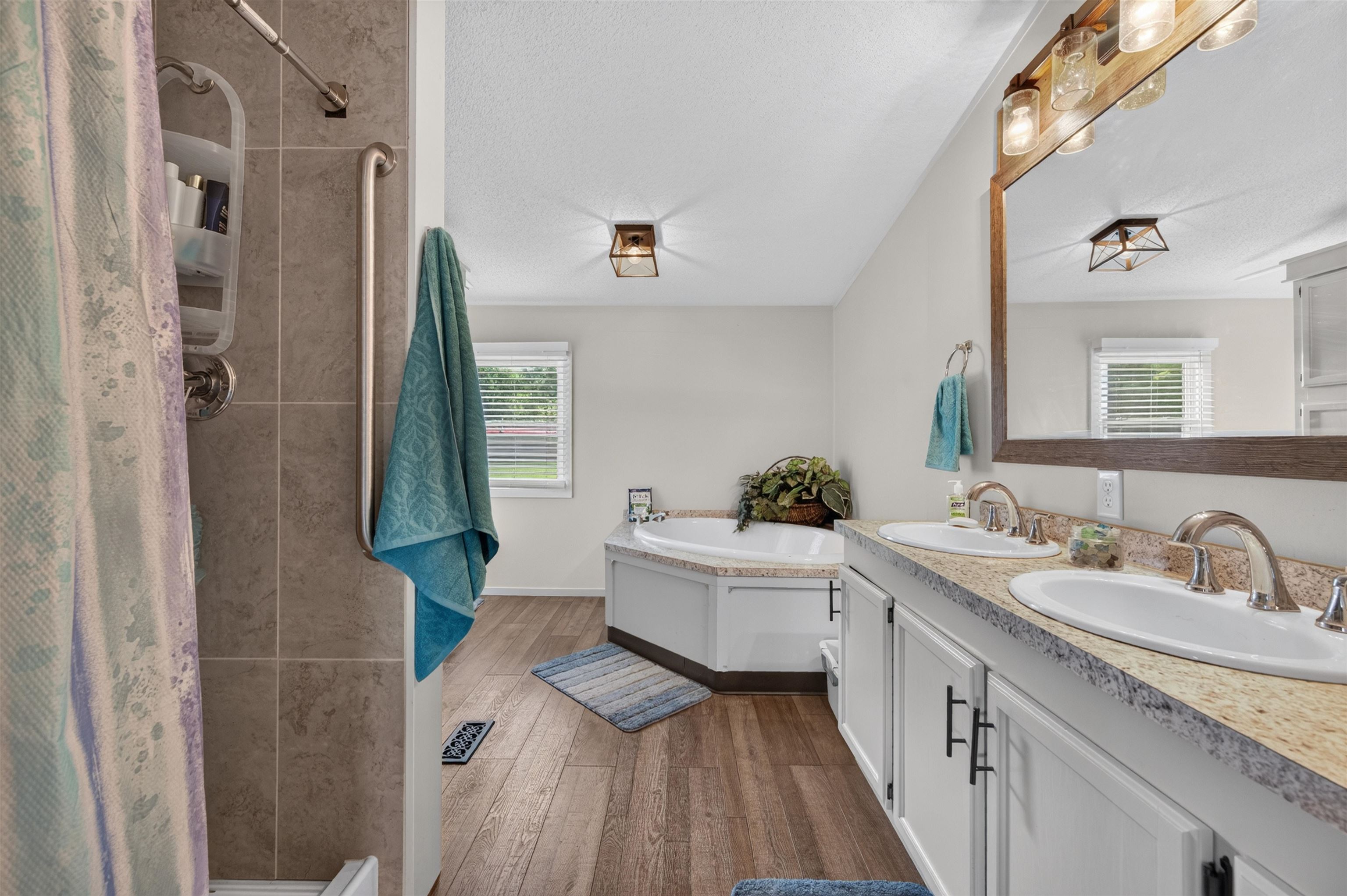 3687 Ivanhoe Road Ivanhoe VA 24350