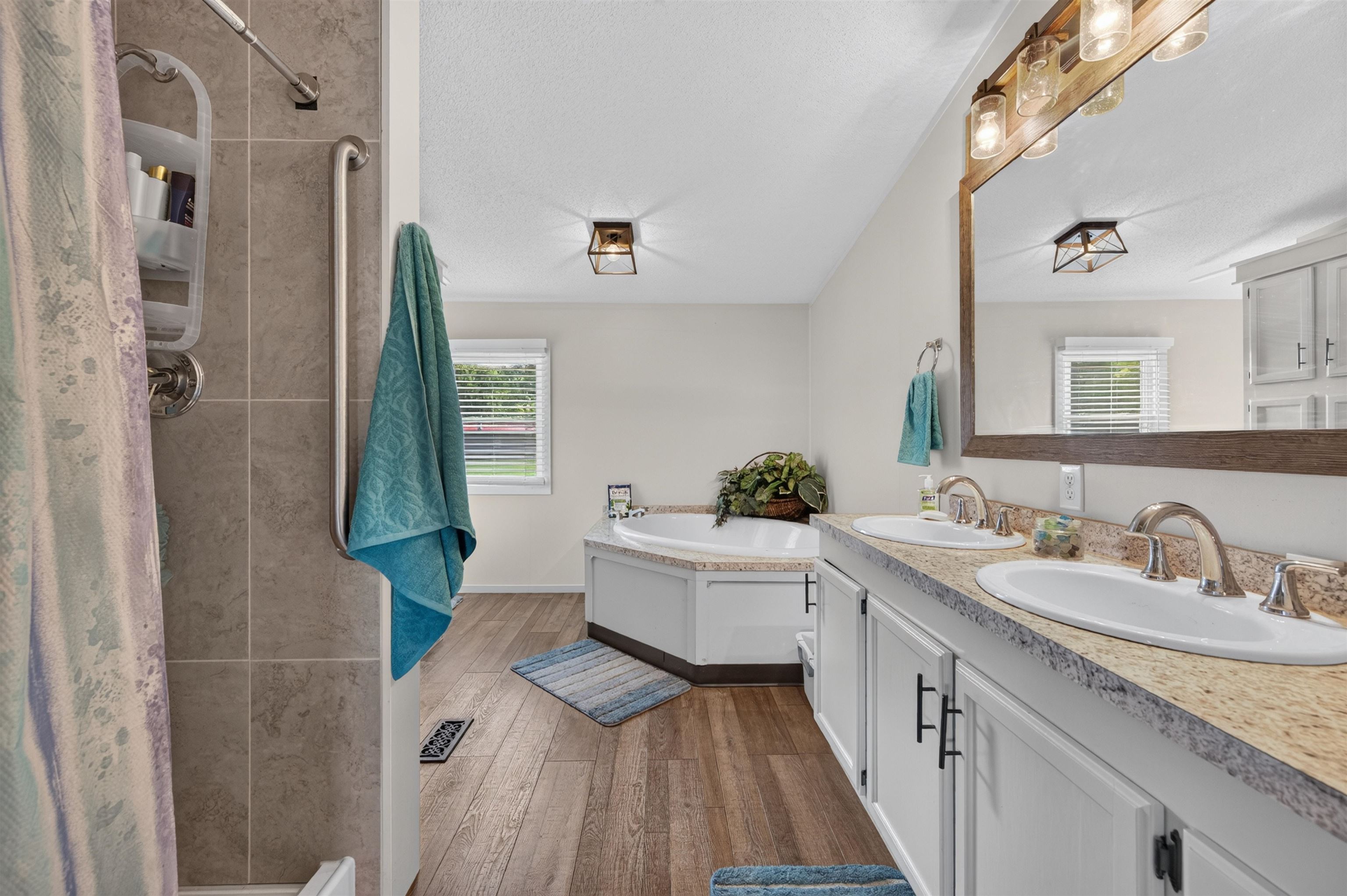 3687 Ivanhoe Road Ivanhoe VA 24350