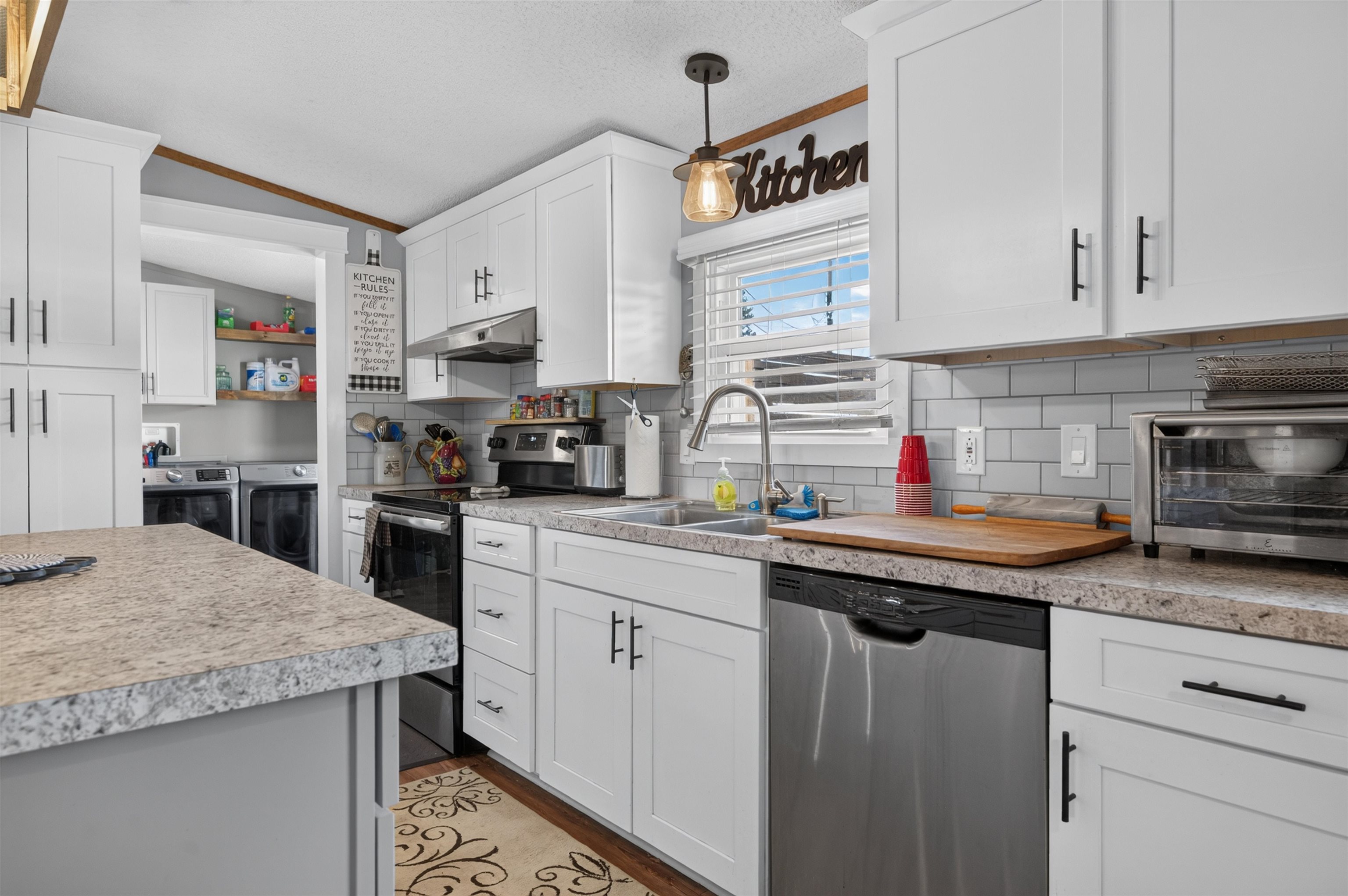 3687 Ivanhoe Road Ivanhoe VA 24350