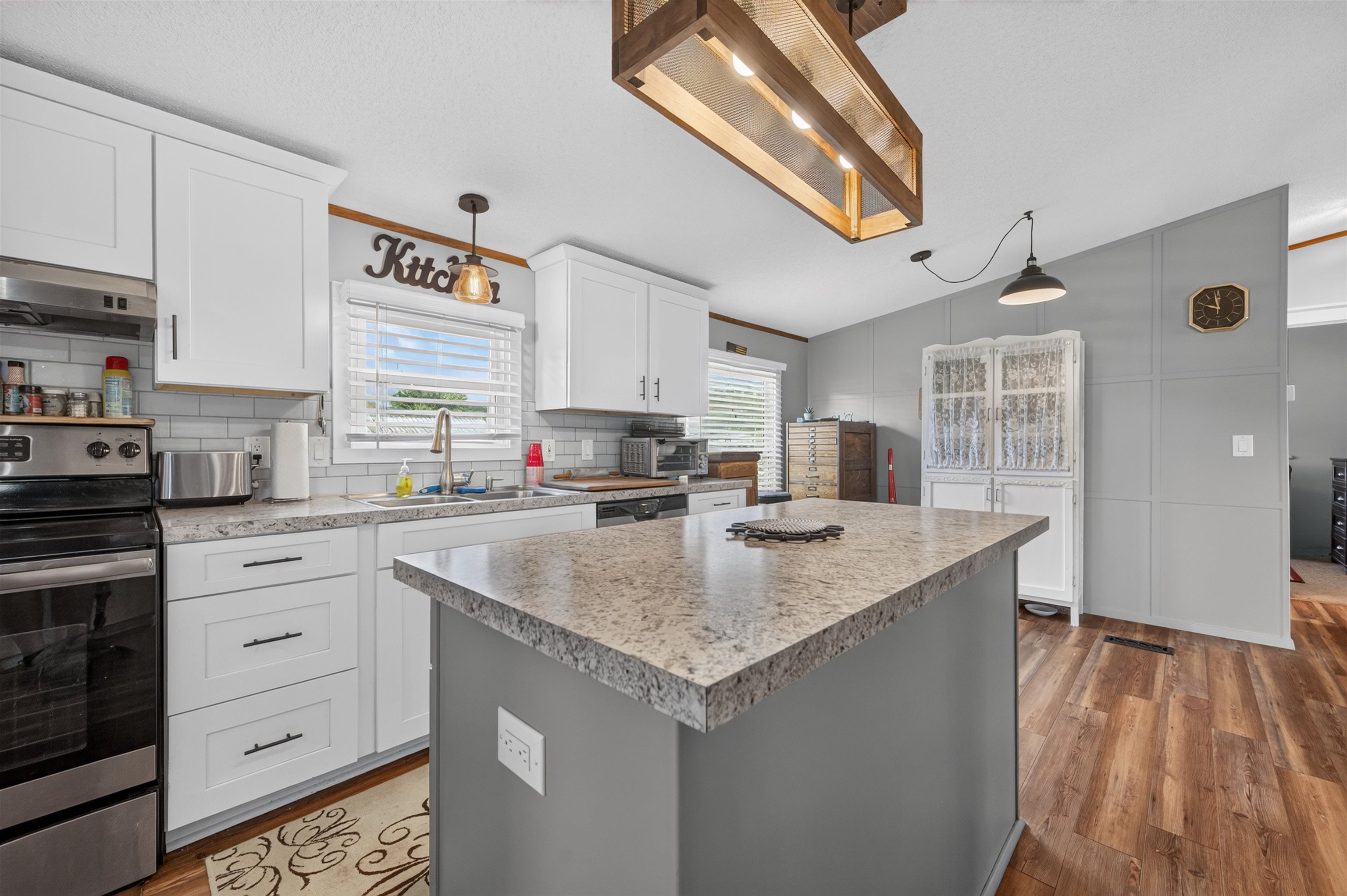 3687 Ivanhoe Road Ivanhoe VA 24350