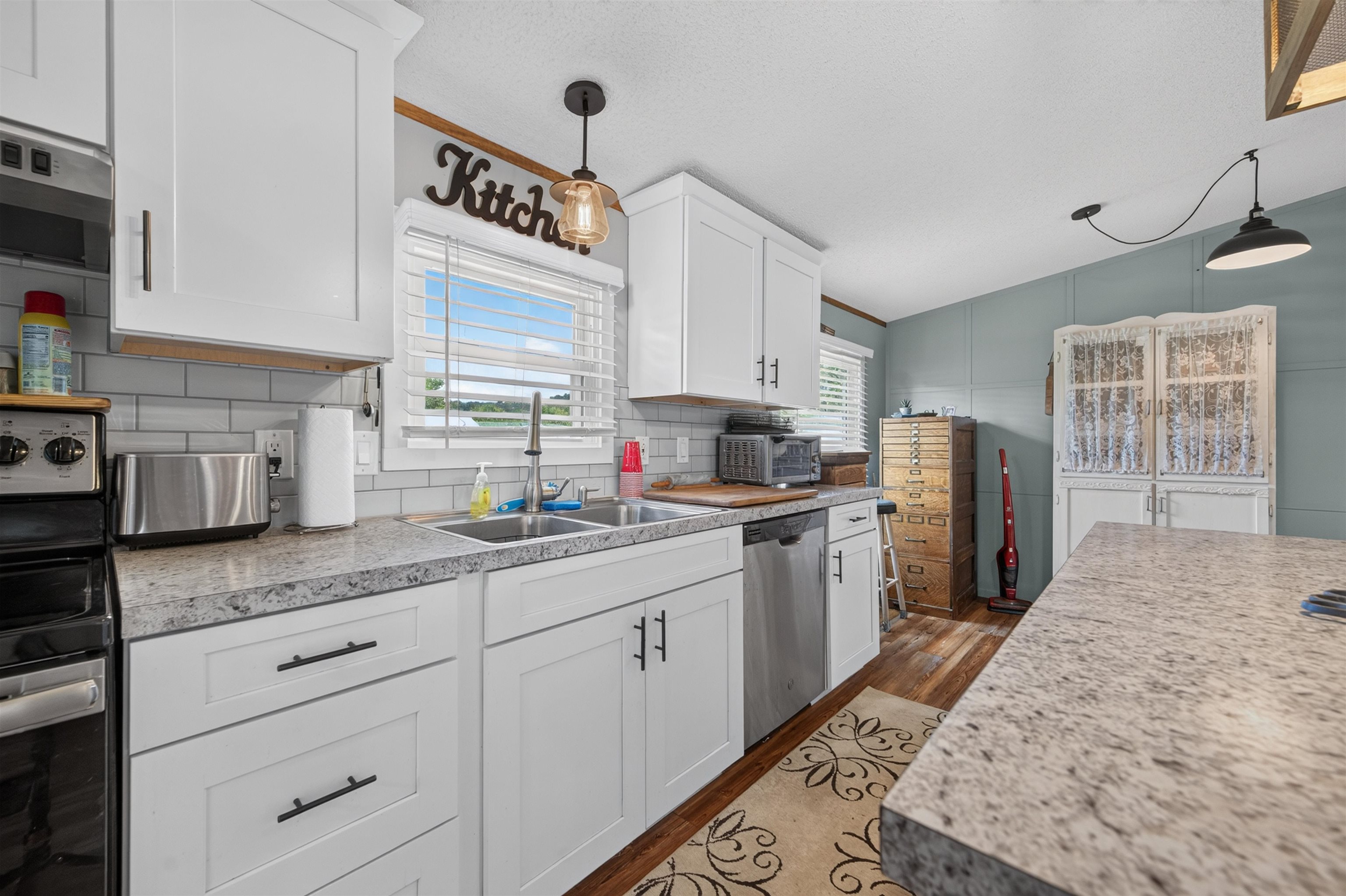 3687 Ivanhoe Road Ivanhoe VA 24350