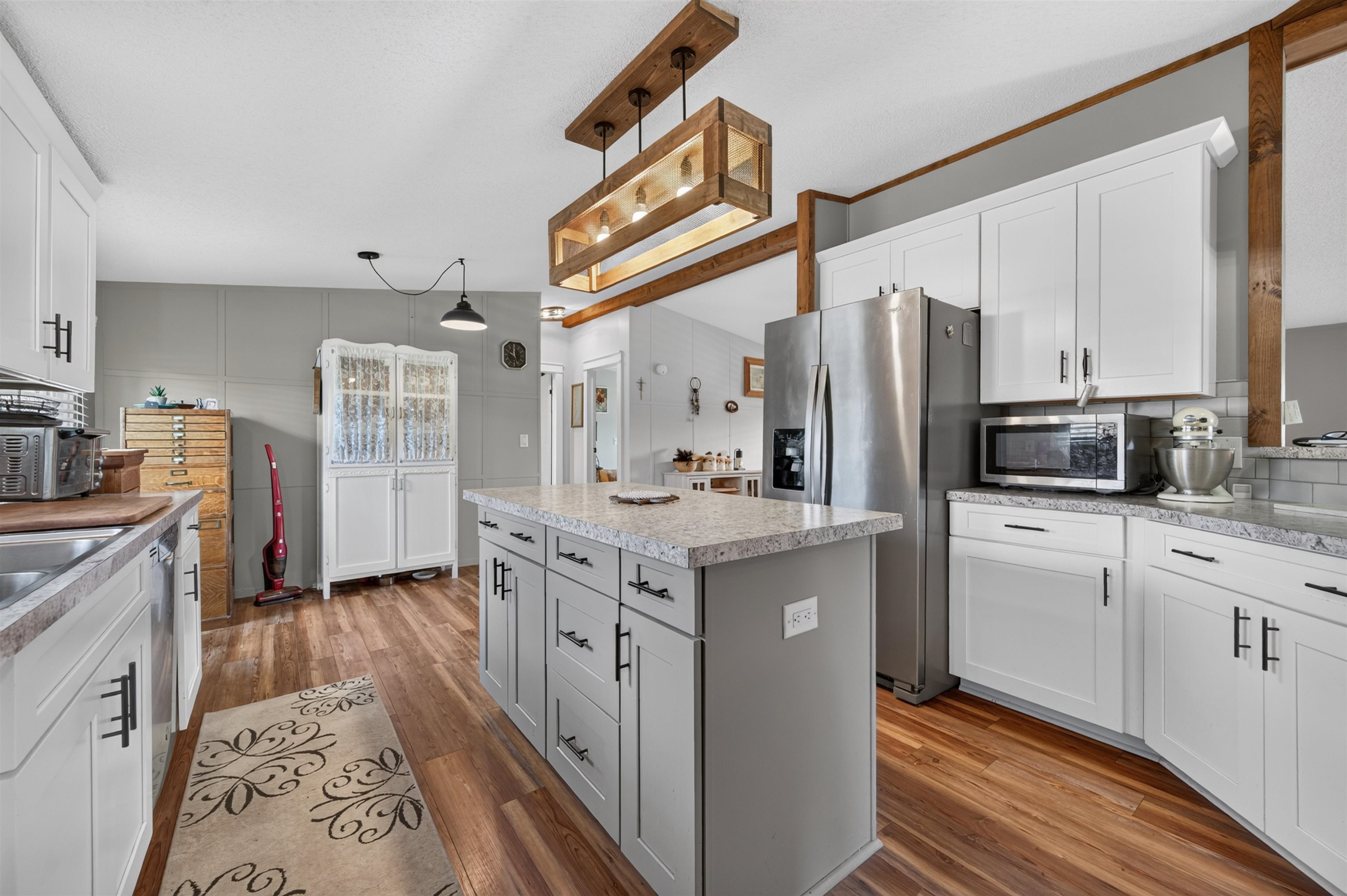 3687 Ivanhoe Road Ivanhoe VA 24350