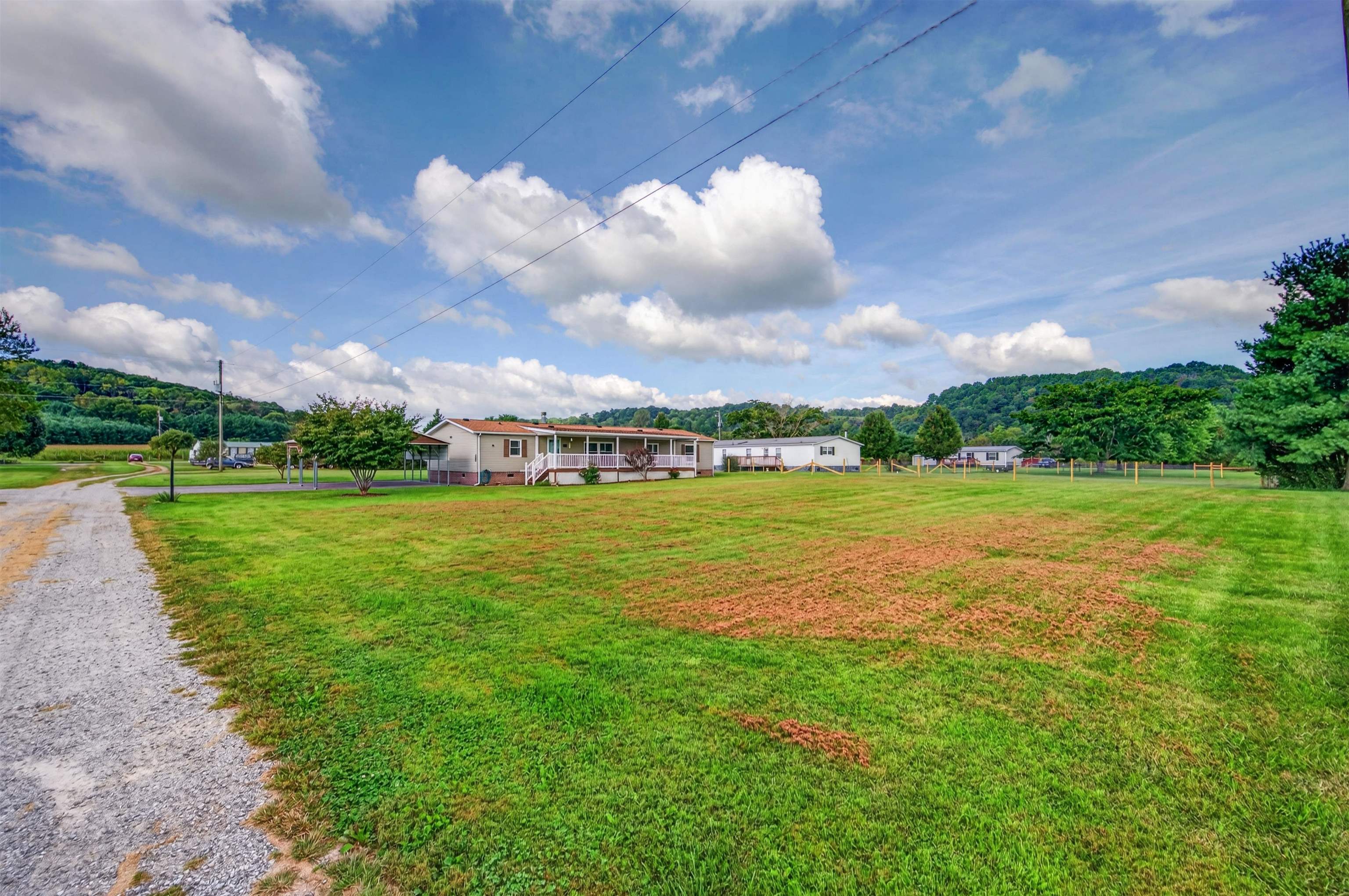 3687 Ivanhoe Road Ivanhoe VA 24350