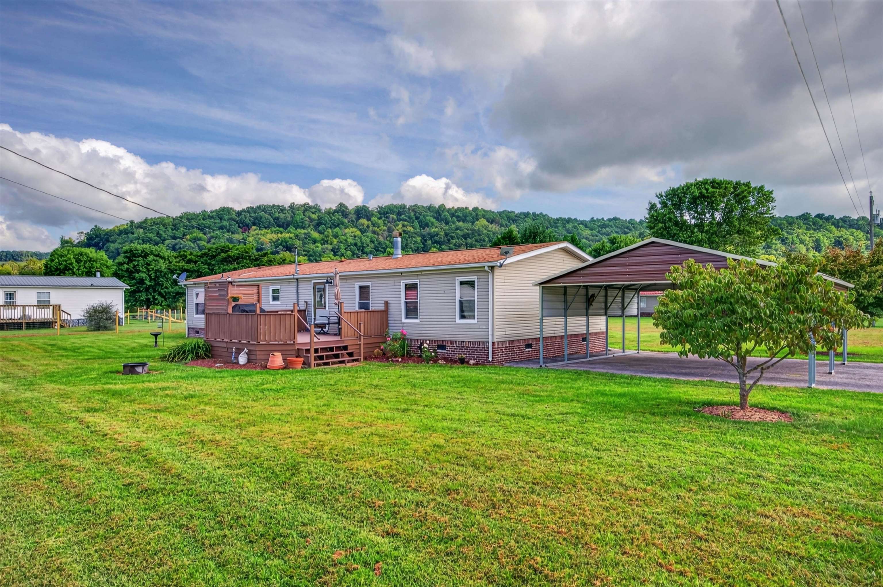 3687 Ivanhoe Road Ivanhoe VA 24350