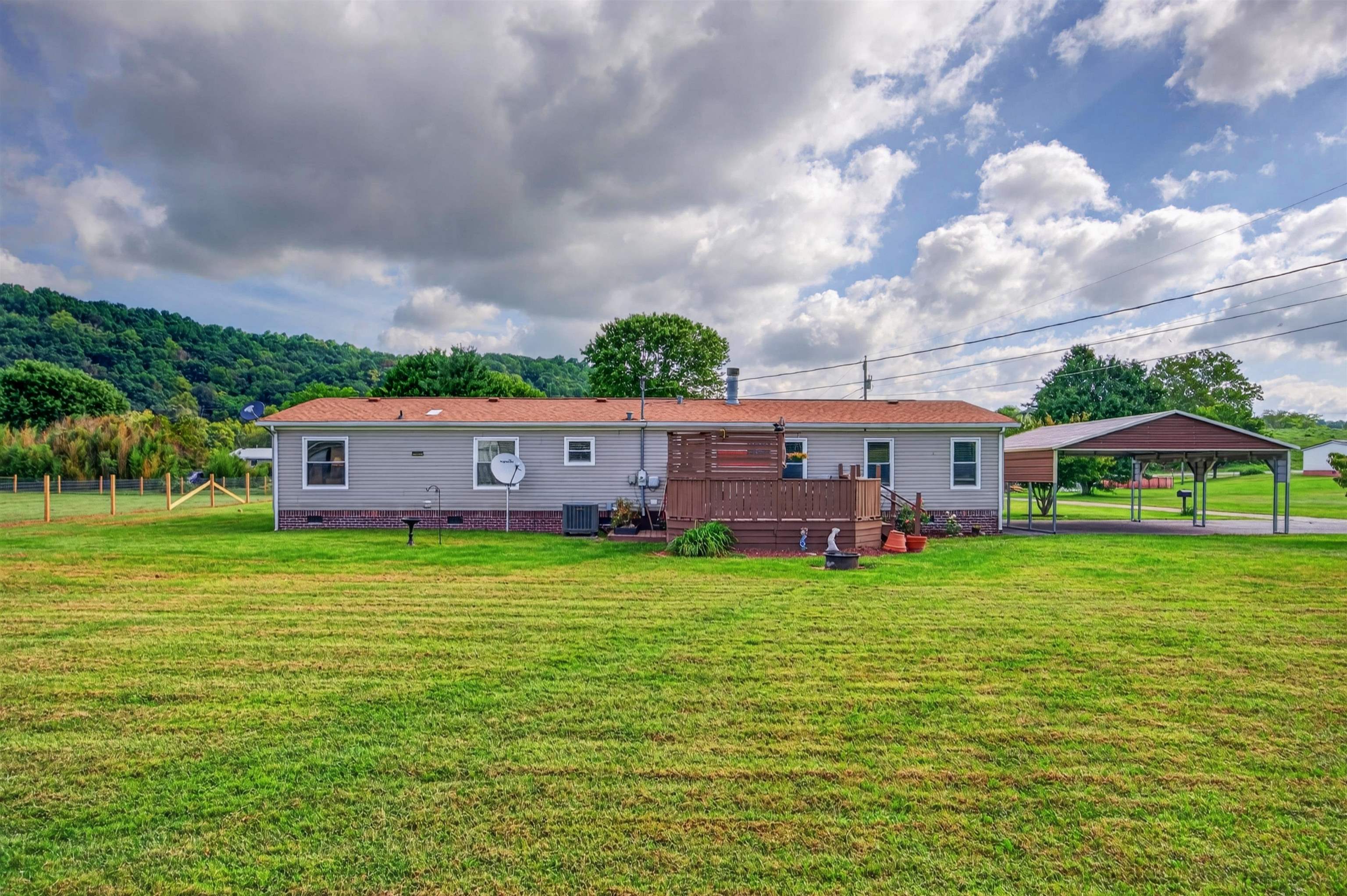 3687 Ivanhoe Road Ivanhoe VA 24350
