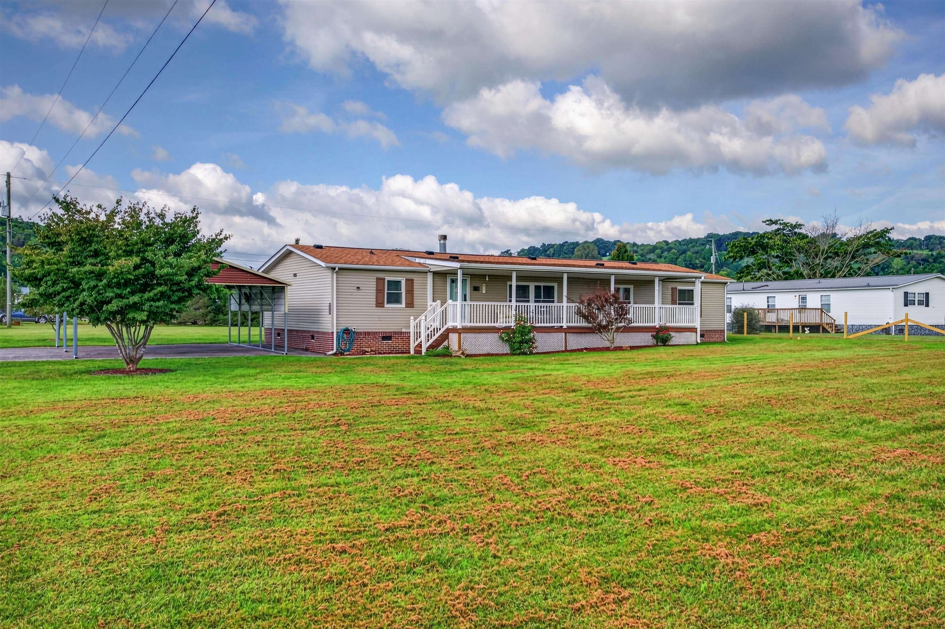 3687 Ivanhoe Road Ivanhoe VA 24350