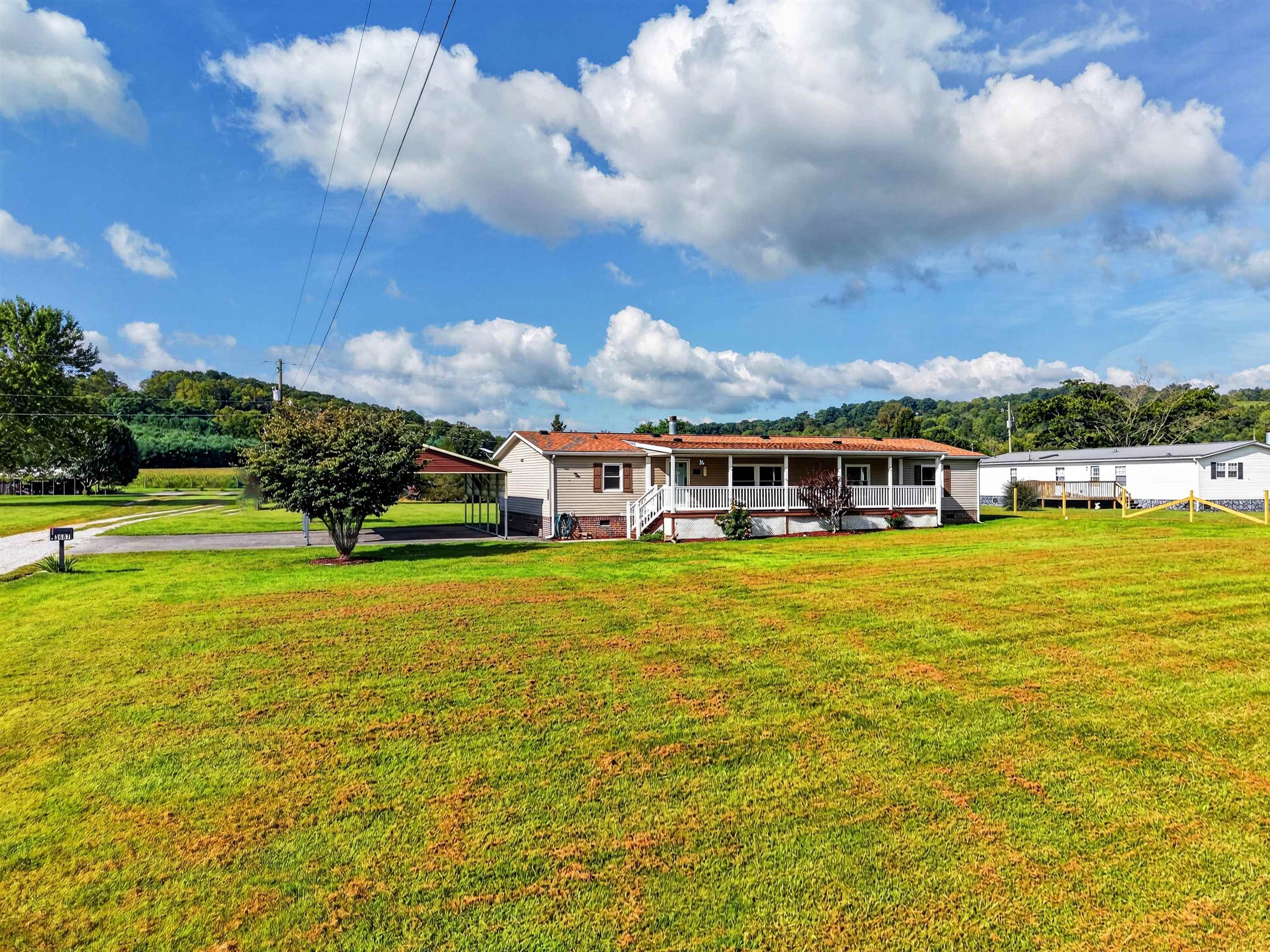3687 Ivanhoe Road Ivanhoe VA 24350