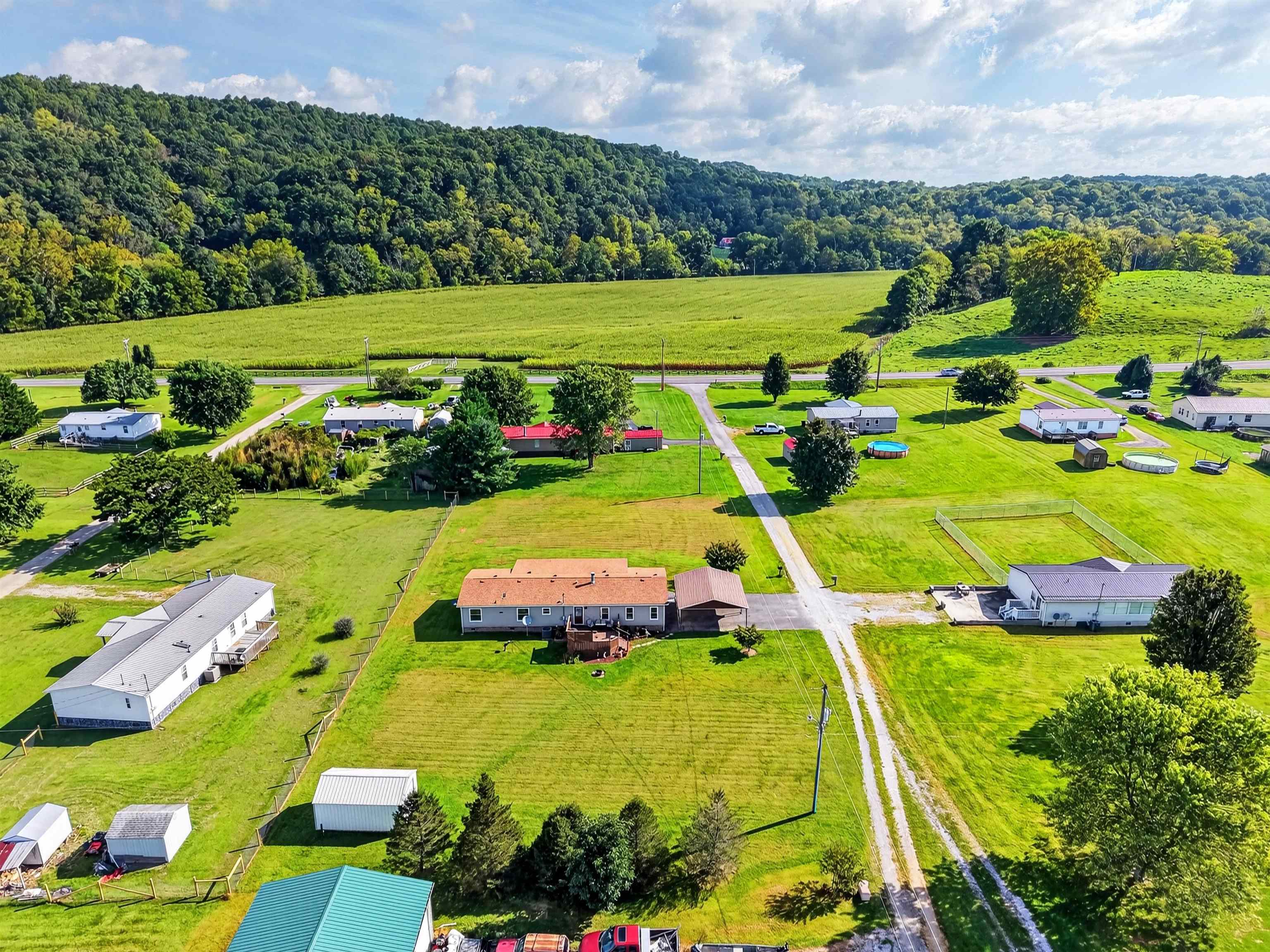 3687 Ivanhoe Road Ivanhoe VA 24350