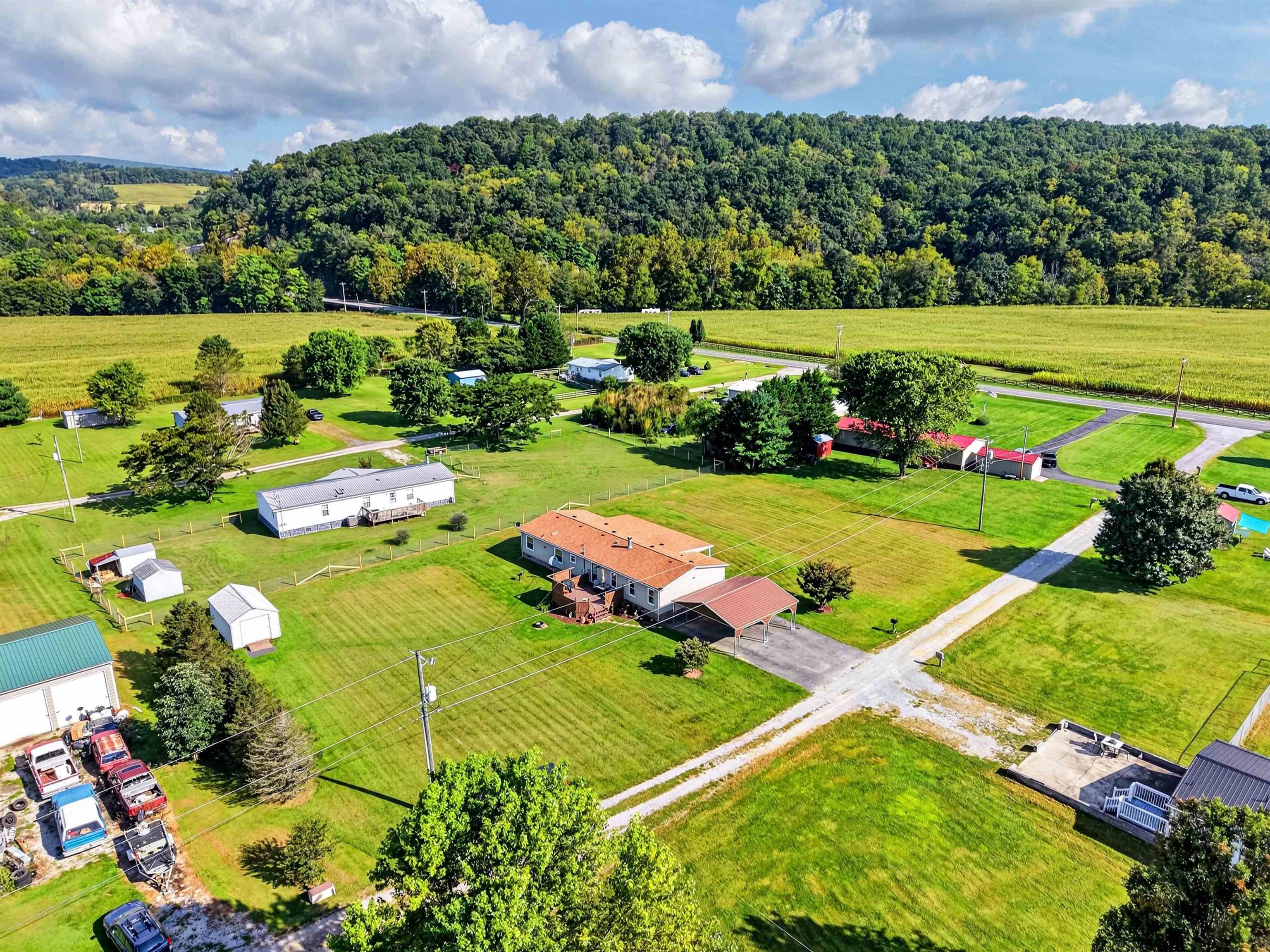 3687 Ivanhoe Road Ivanhoe VA 24350