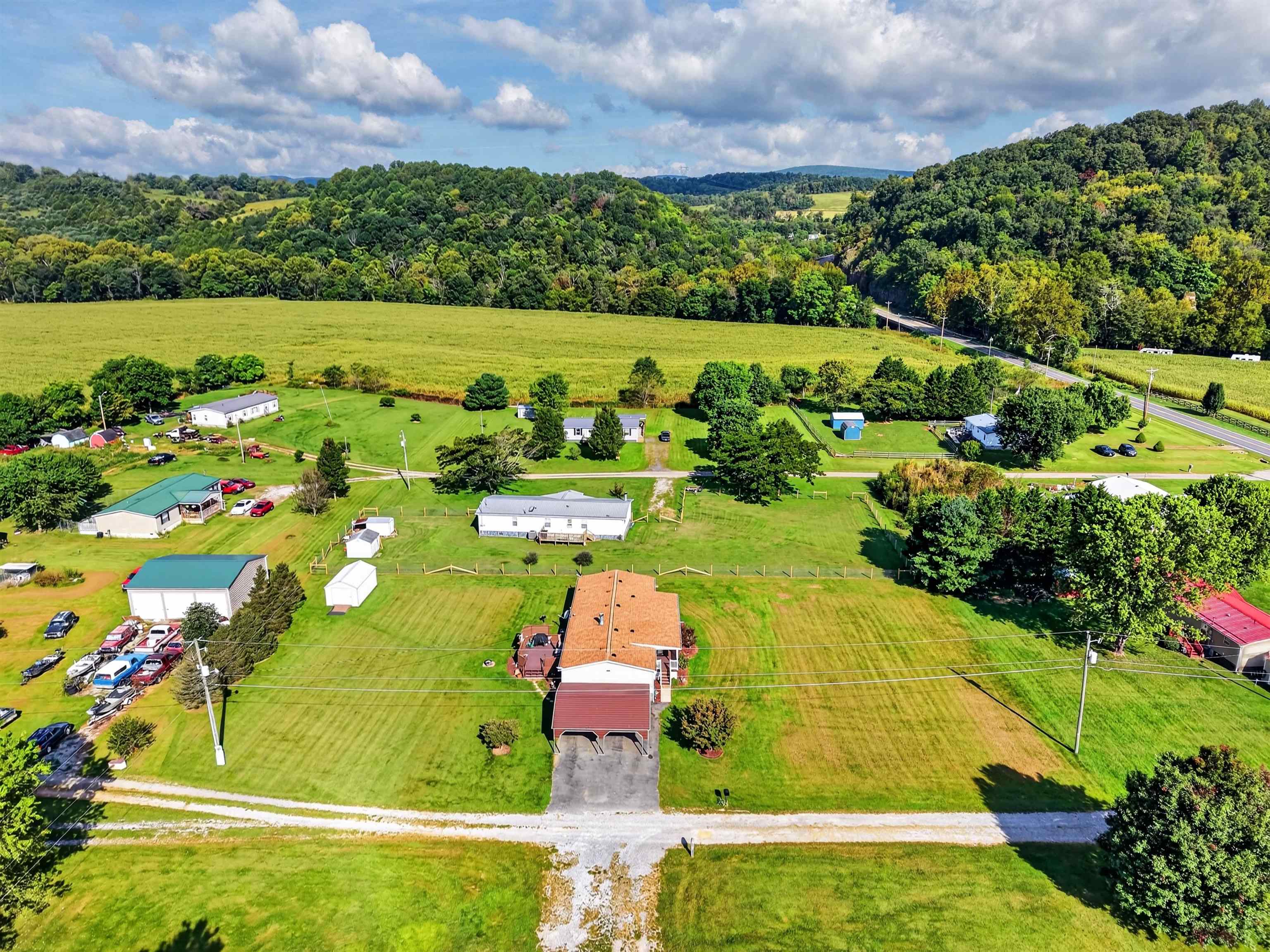 3687 Ivanhoe Road Ivanhoe VA 24350