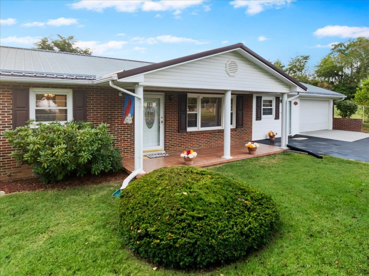 5333 Howery Street Dublin VA 24084