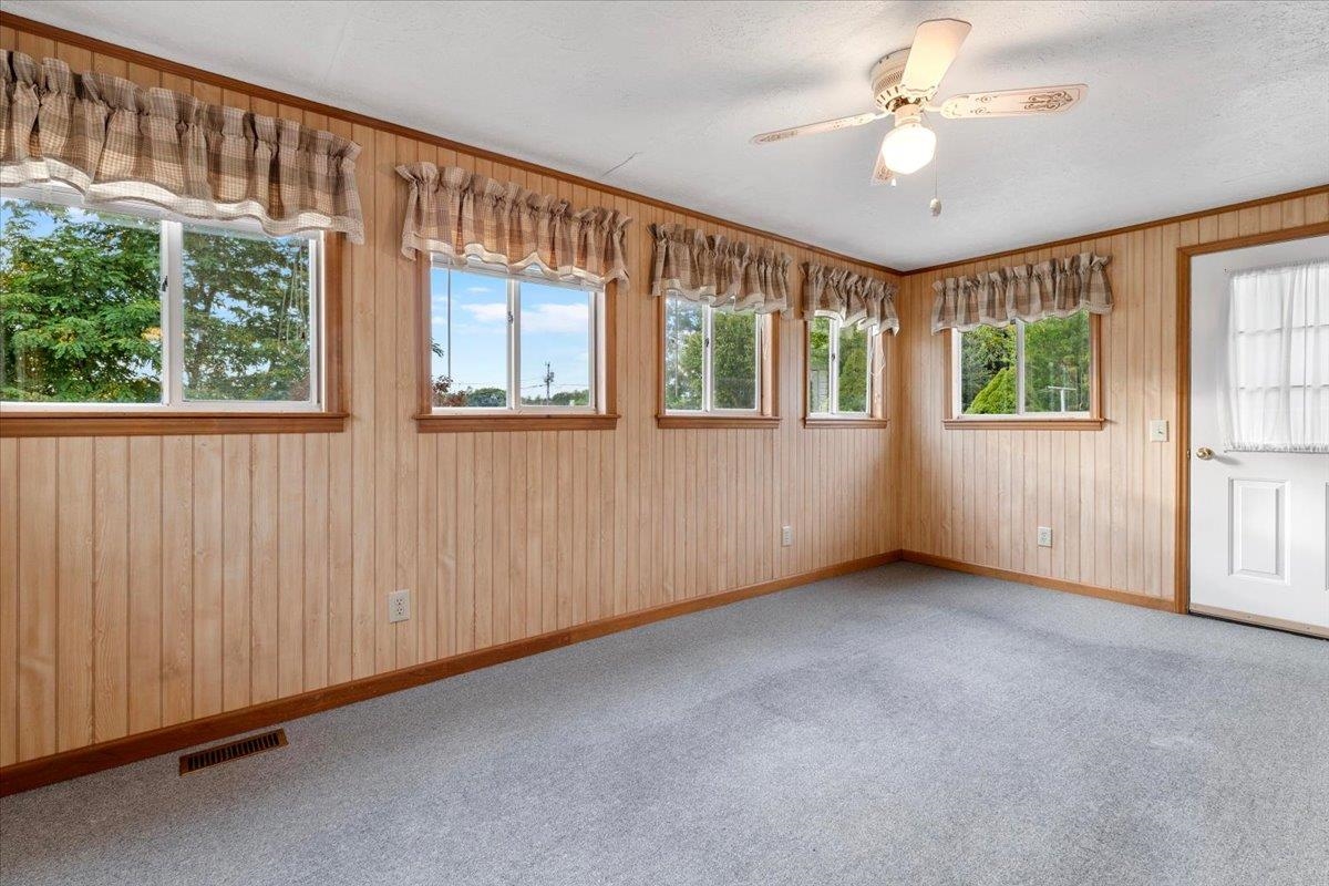 5333 Howery Street Dublin VA 24084