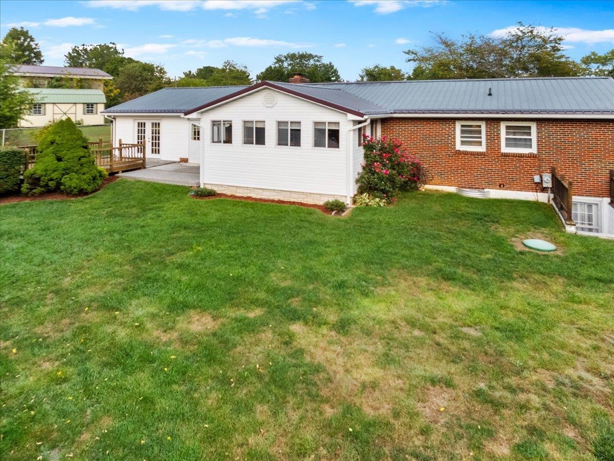 5333 Howery Street Dublin VA 24084