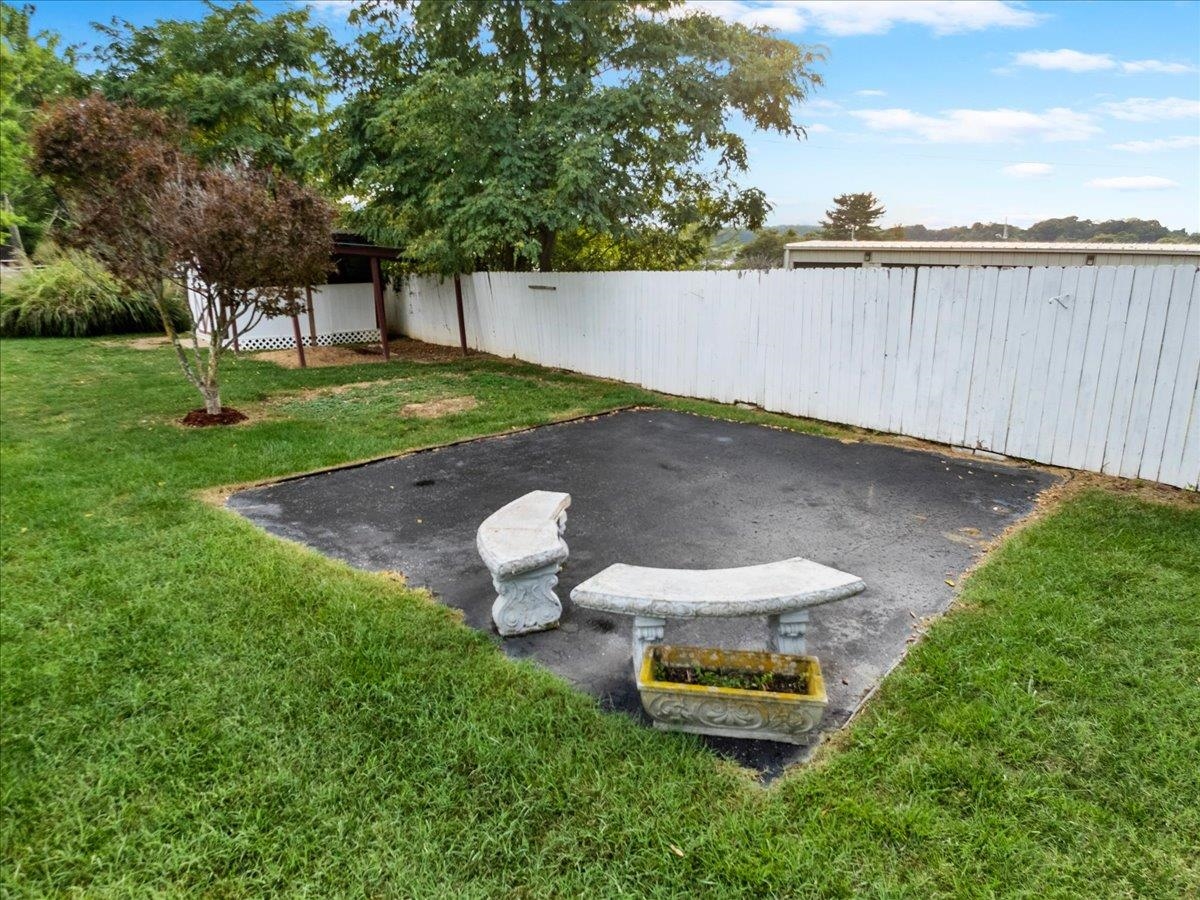 5333 Howery Street Dublin VA 24084