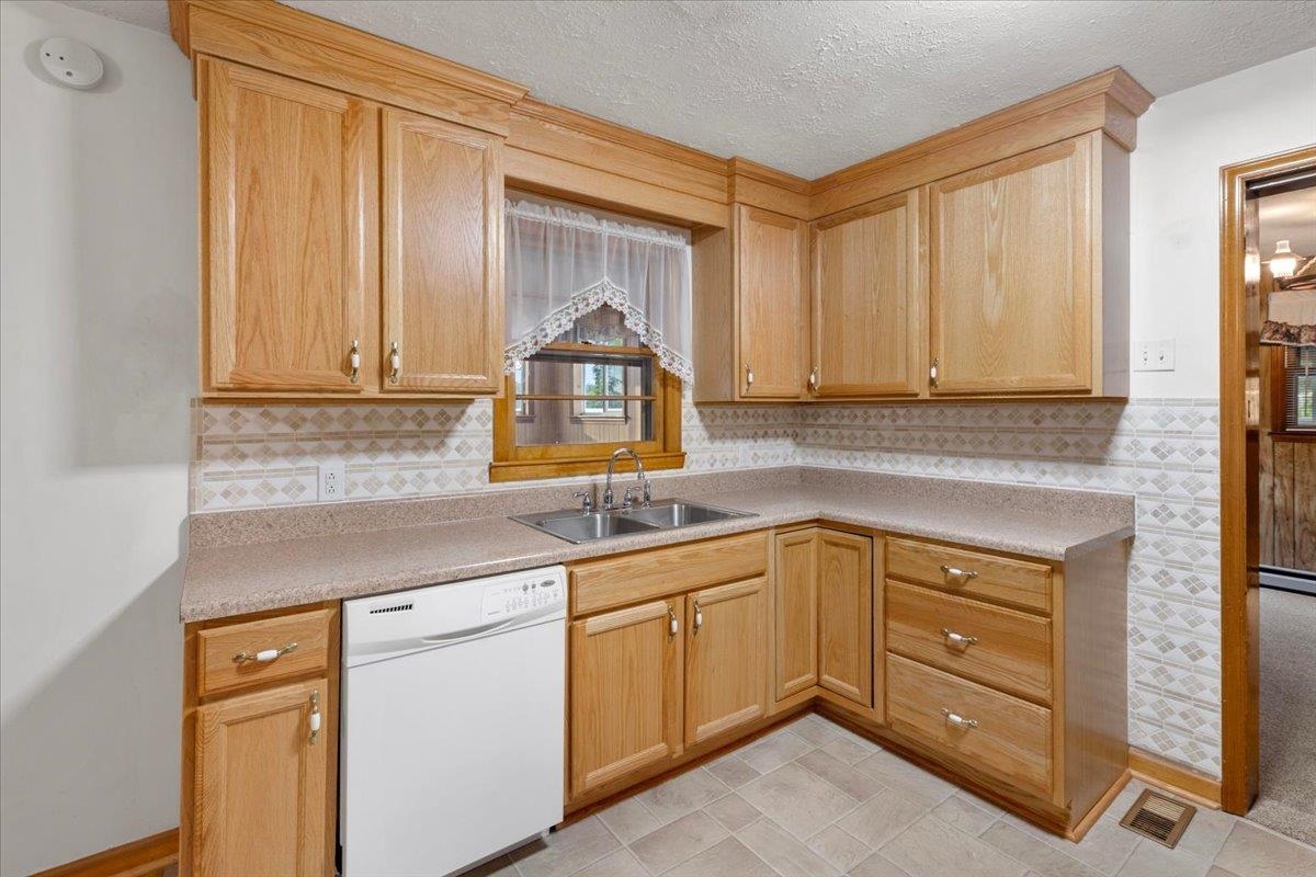 5333 Howery Street Dublin VA 24084
