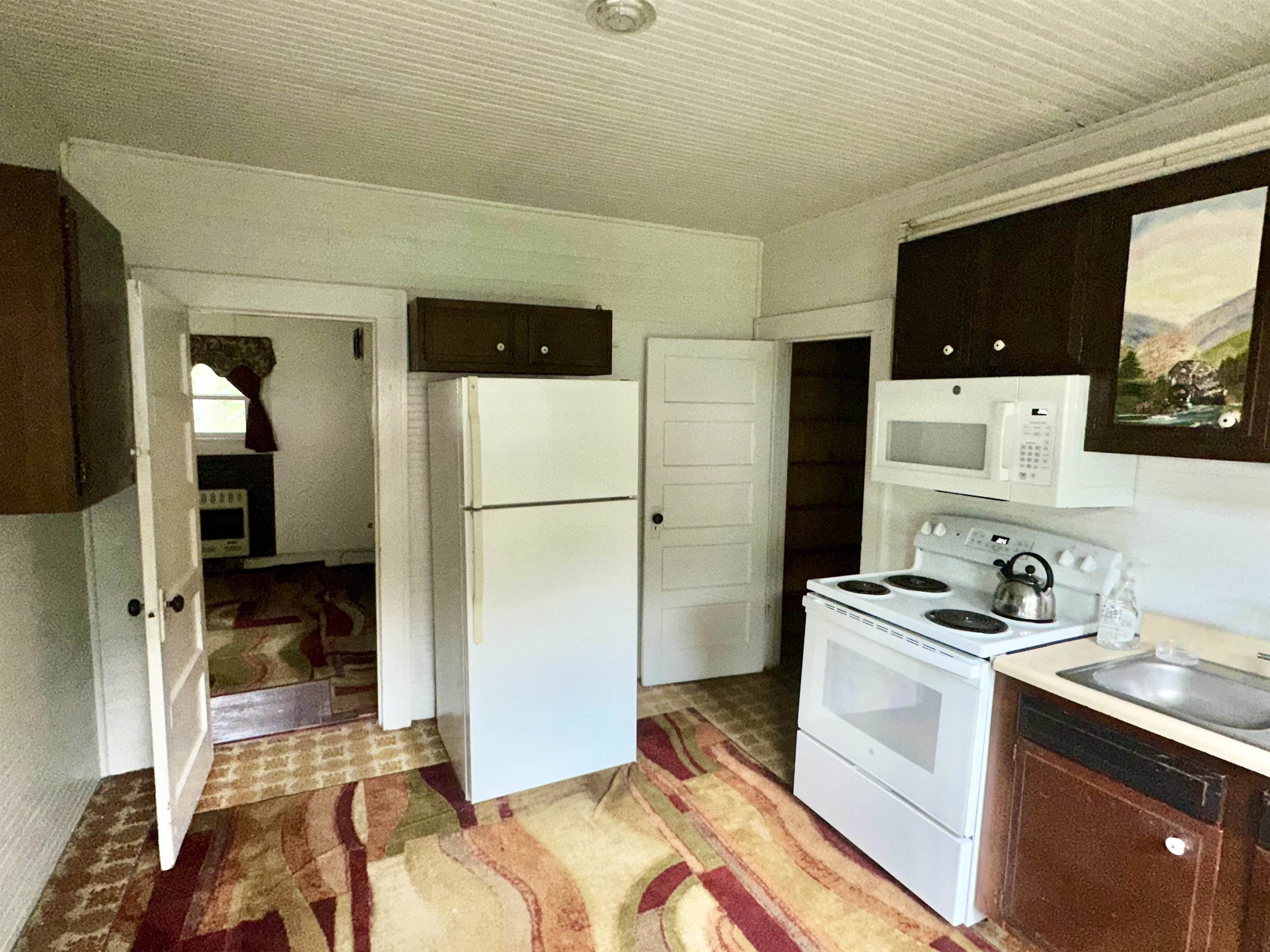 110 White Avenue Glen Lyn VA 24093
