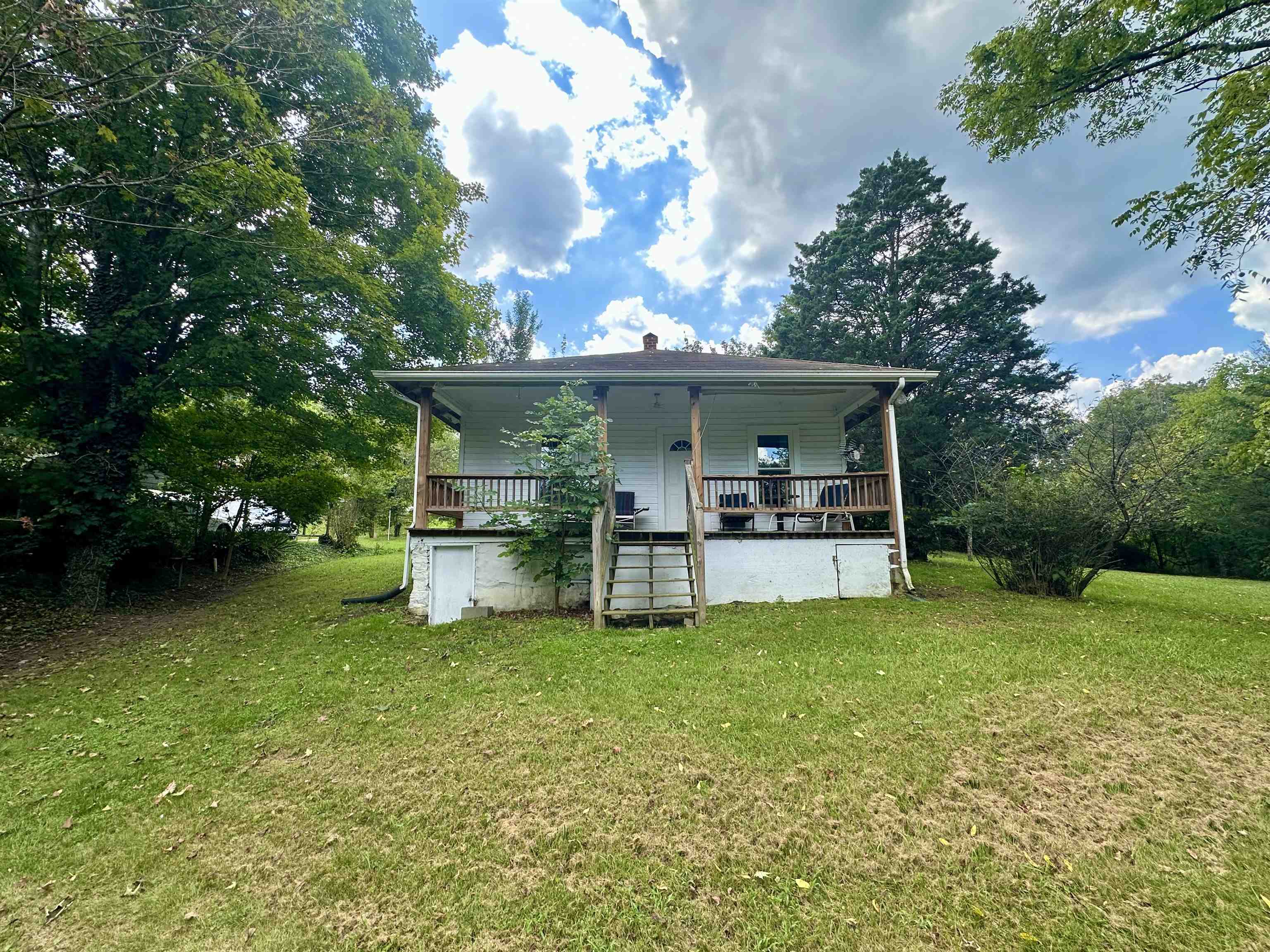 110 White Avenue Glen Lyn VA 24093