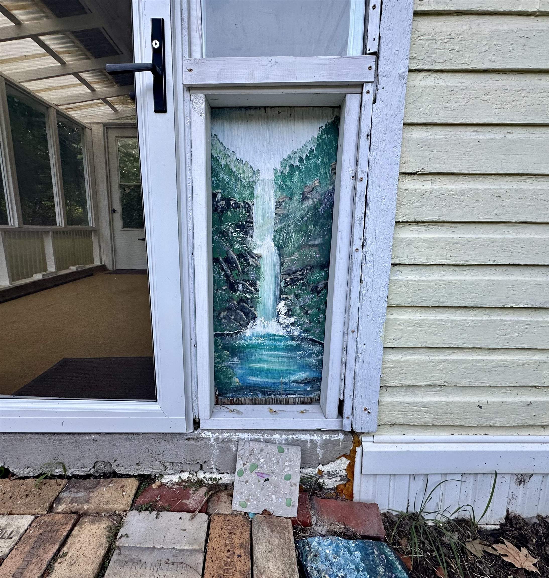 110 White Avenue Glen Lyn VA 24093