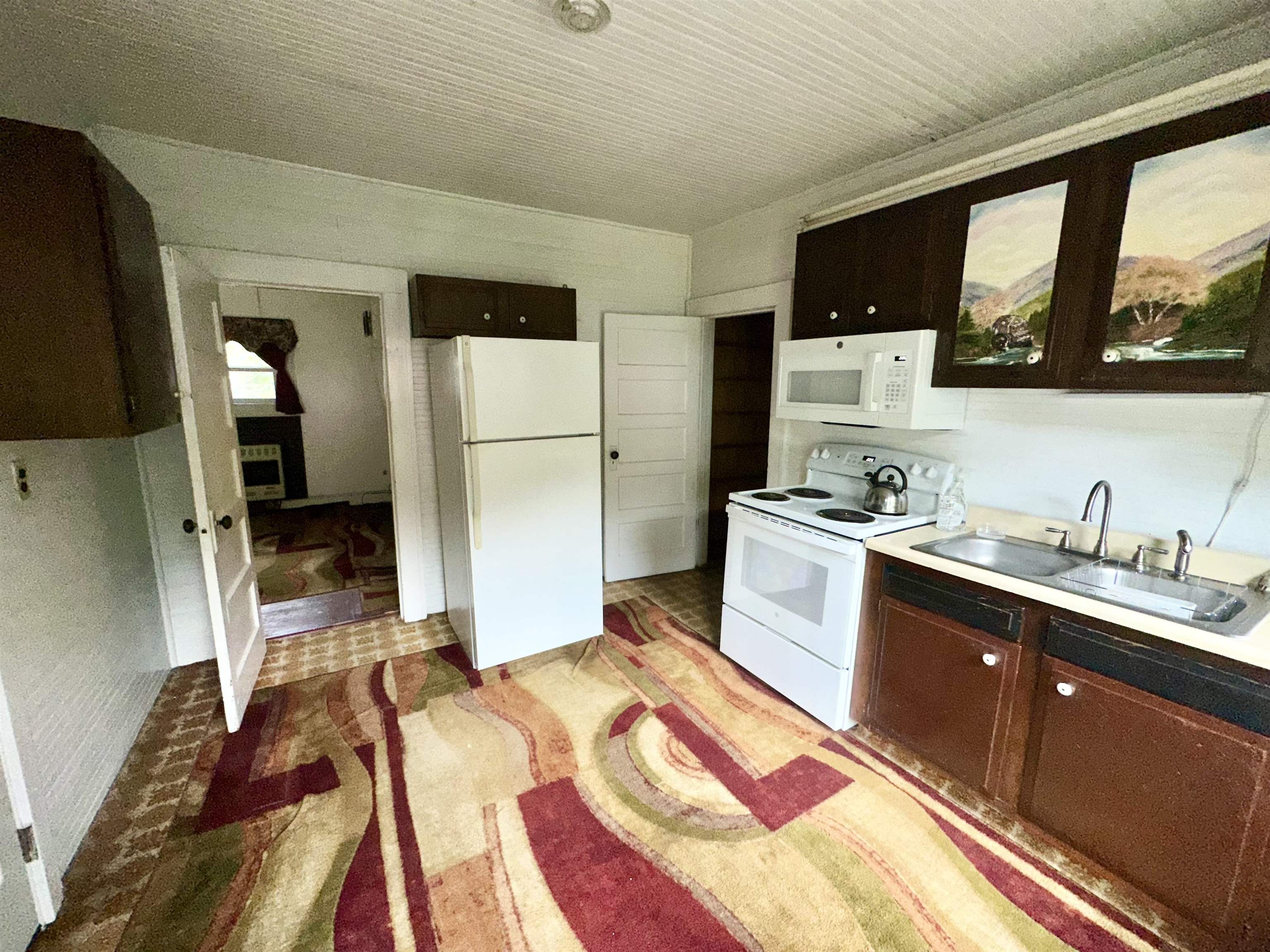 110 White Avenue Glen Lyn VA 24093