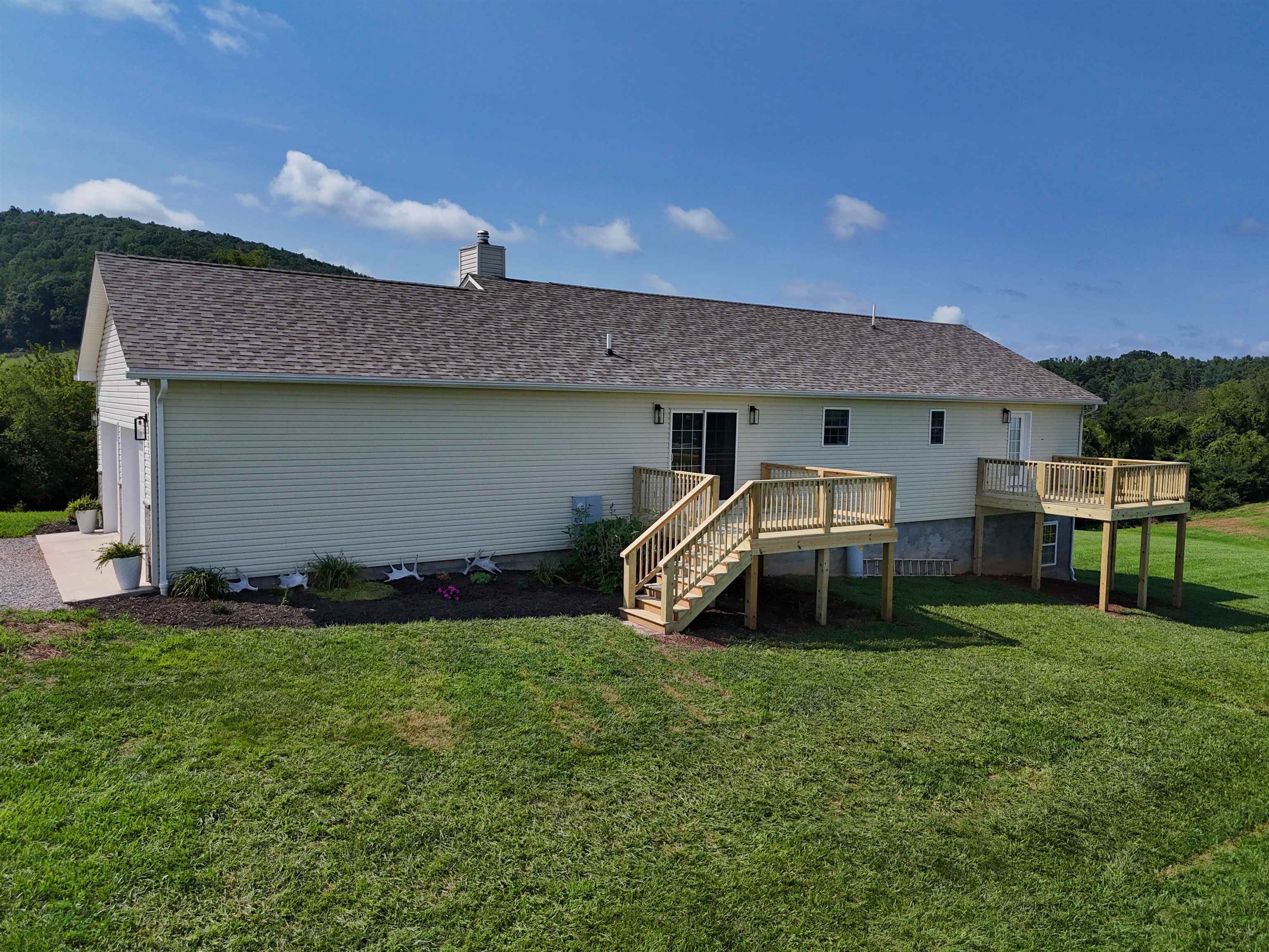 1430 Rustic Ridge Road Riner VA 24149