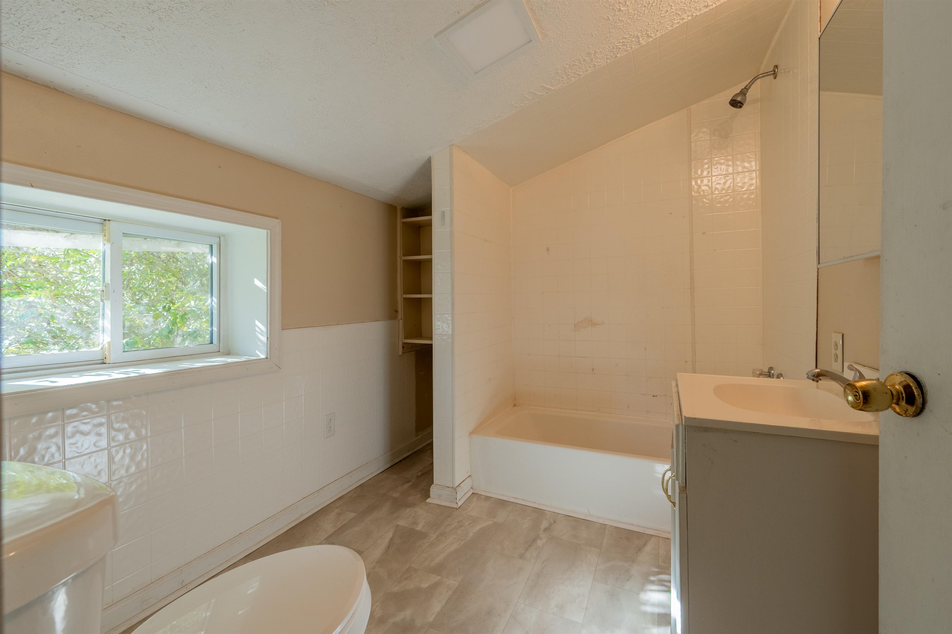 4033 Brookmont Road Pulaski VA 24301