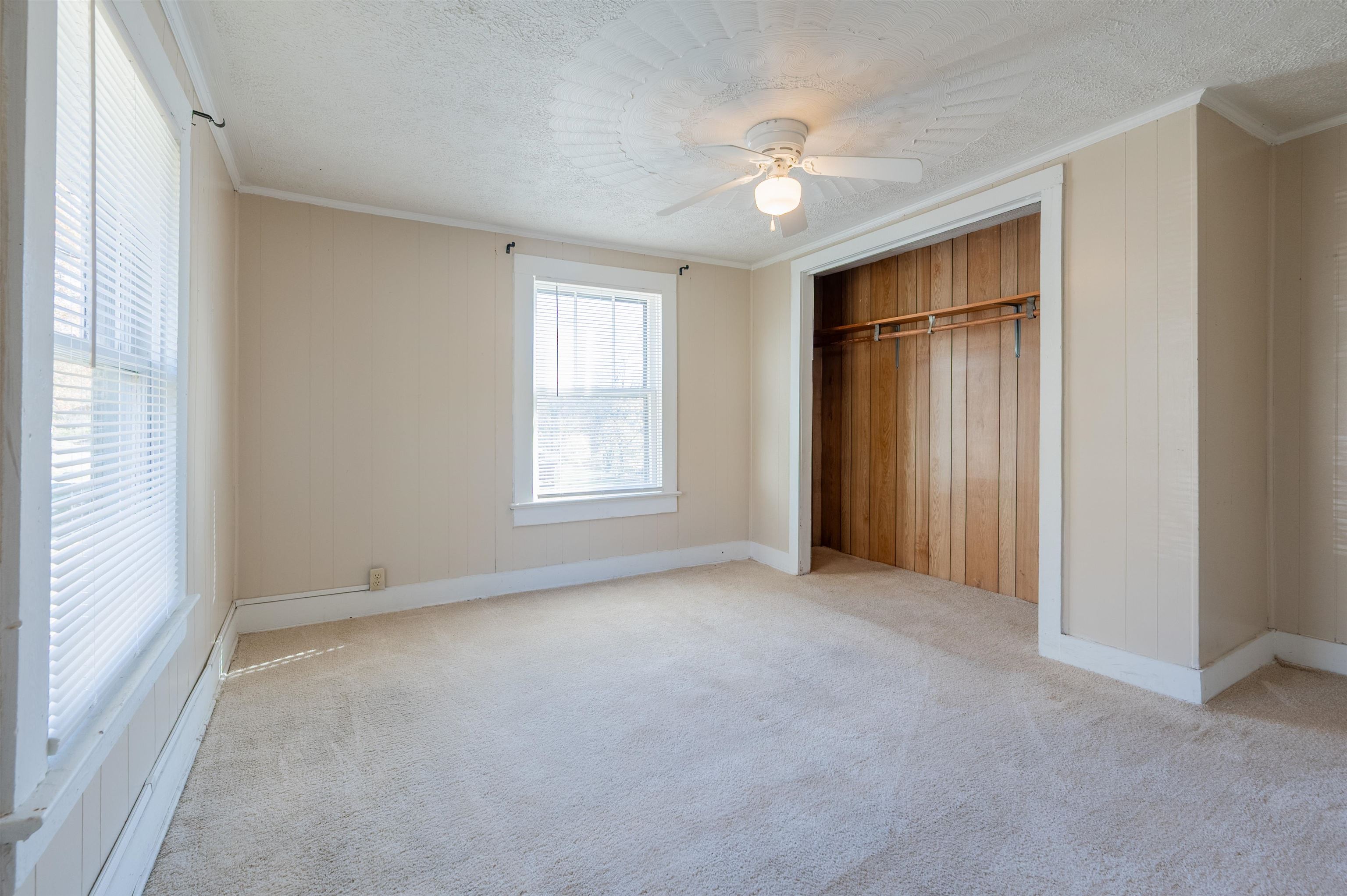 4033 Brookmont Road Pulaski VA 24301