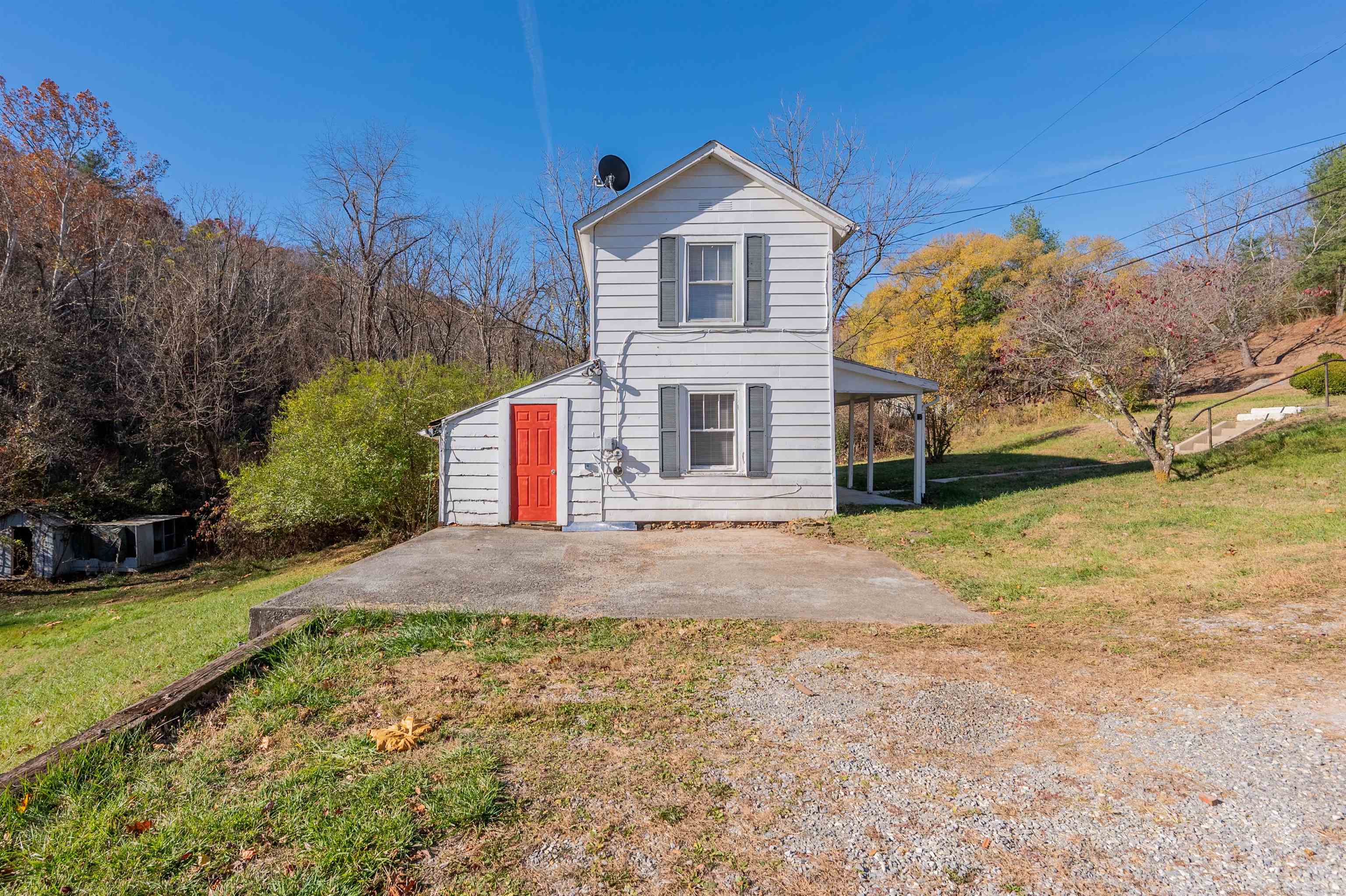 4033 Brookmont Road Pulaski VA 24301