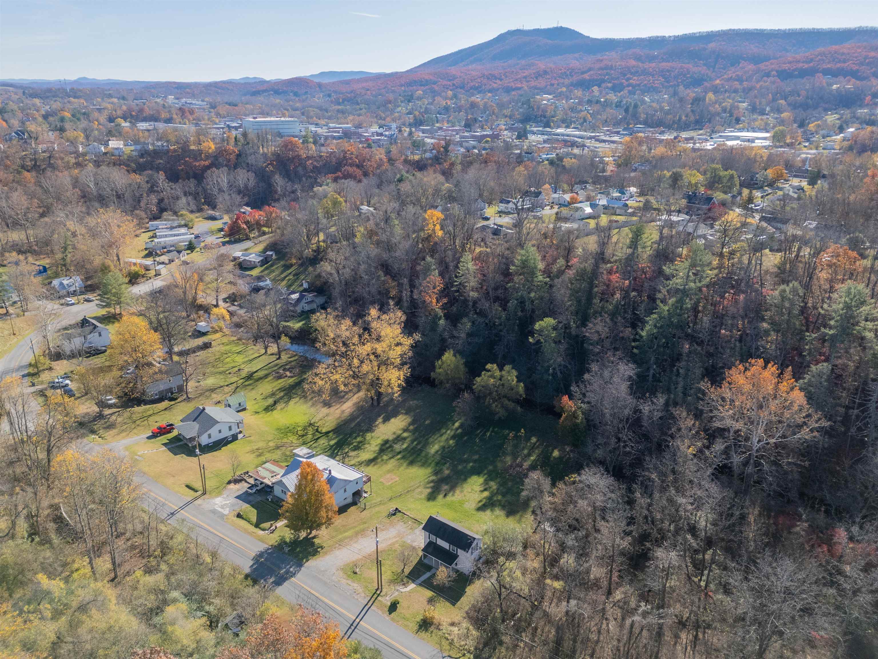 4033 Brookmont Road Pulaski VA 24301