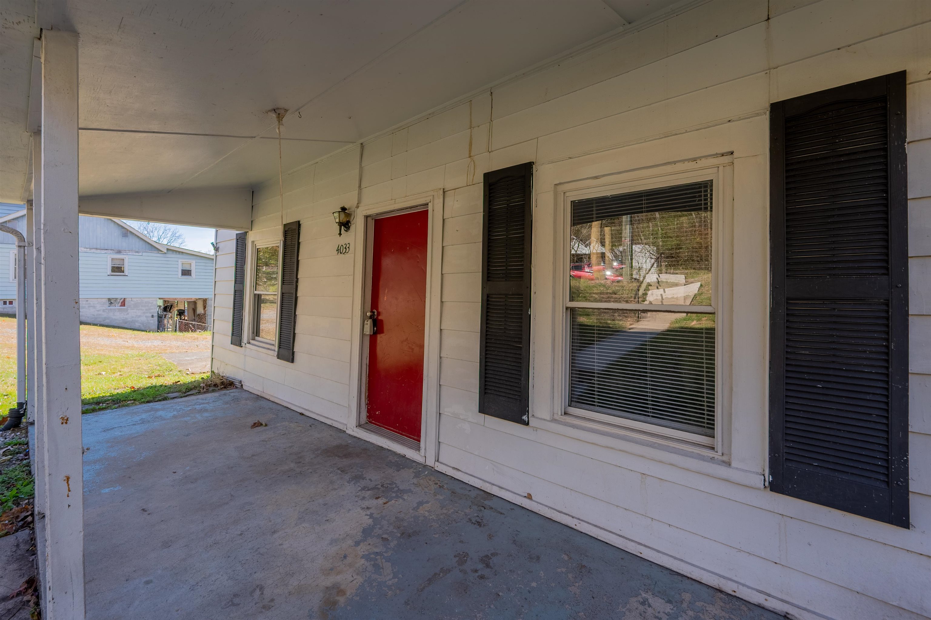 4033 Brookmont Road Pulaski VA 24301