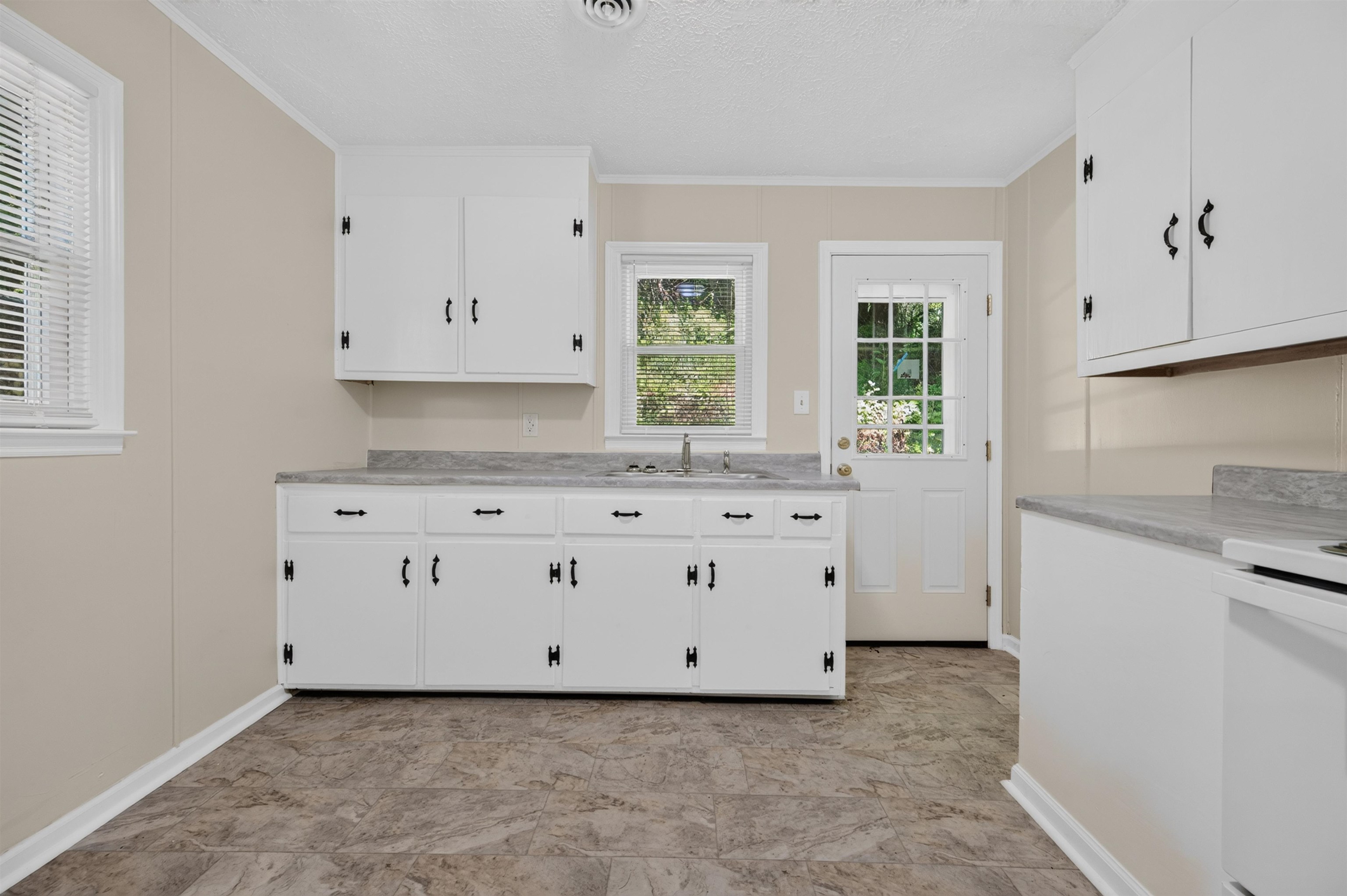 705 Monroe Drive Pulaski VA 24301