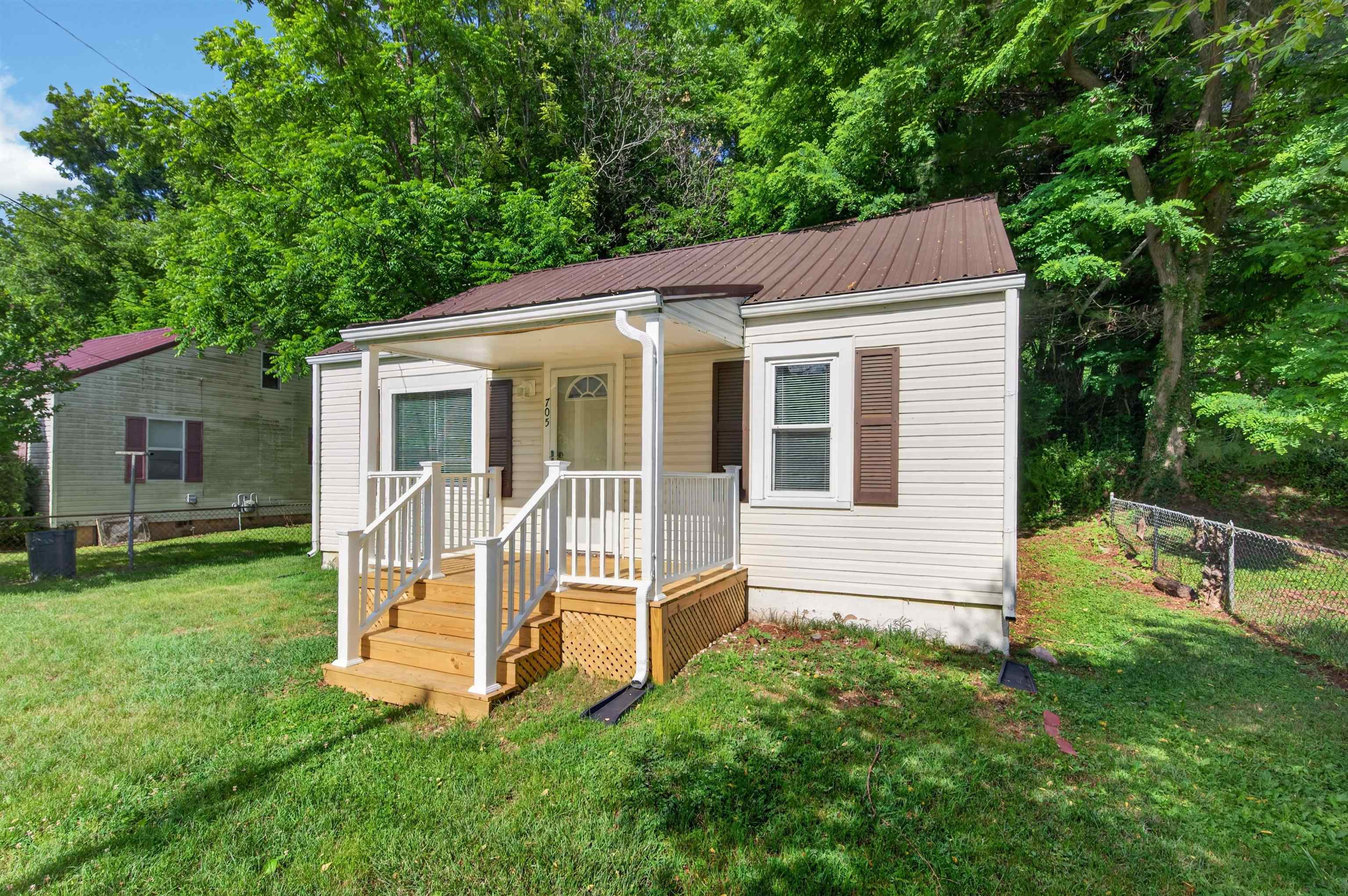 705 Monroe Drive Pulaski VA 24301