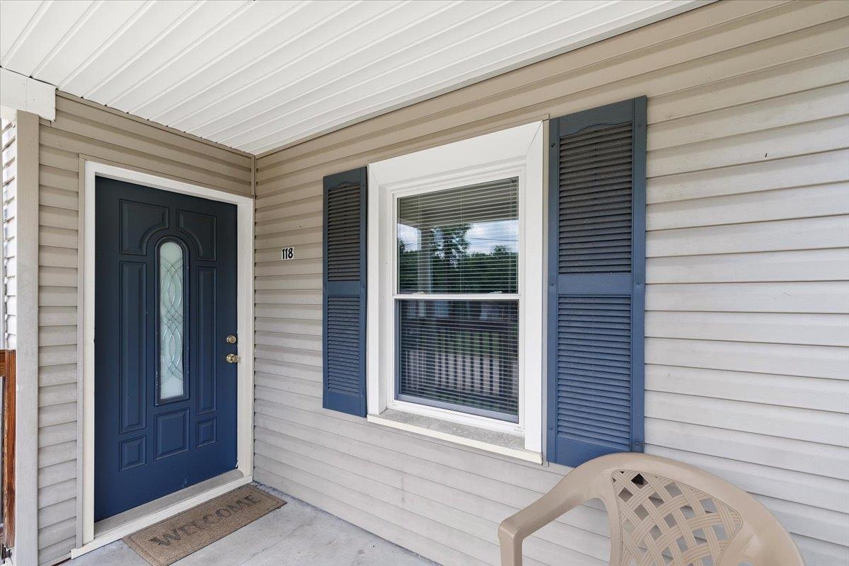 118 Peck Street Pembroke VA 24136
