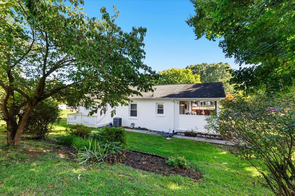 5489 Dublin Drive Dublin VA 24084