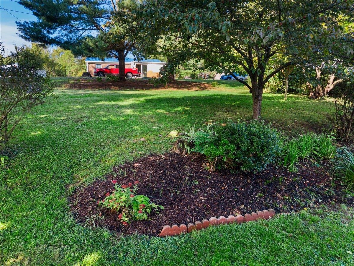5489 Dublin Drive Dublin VA 24084