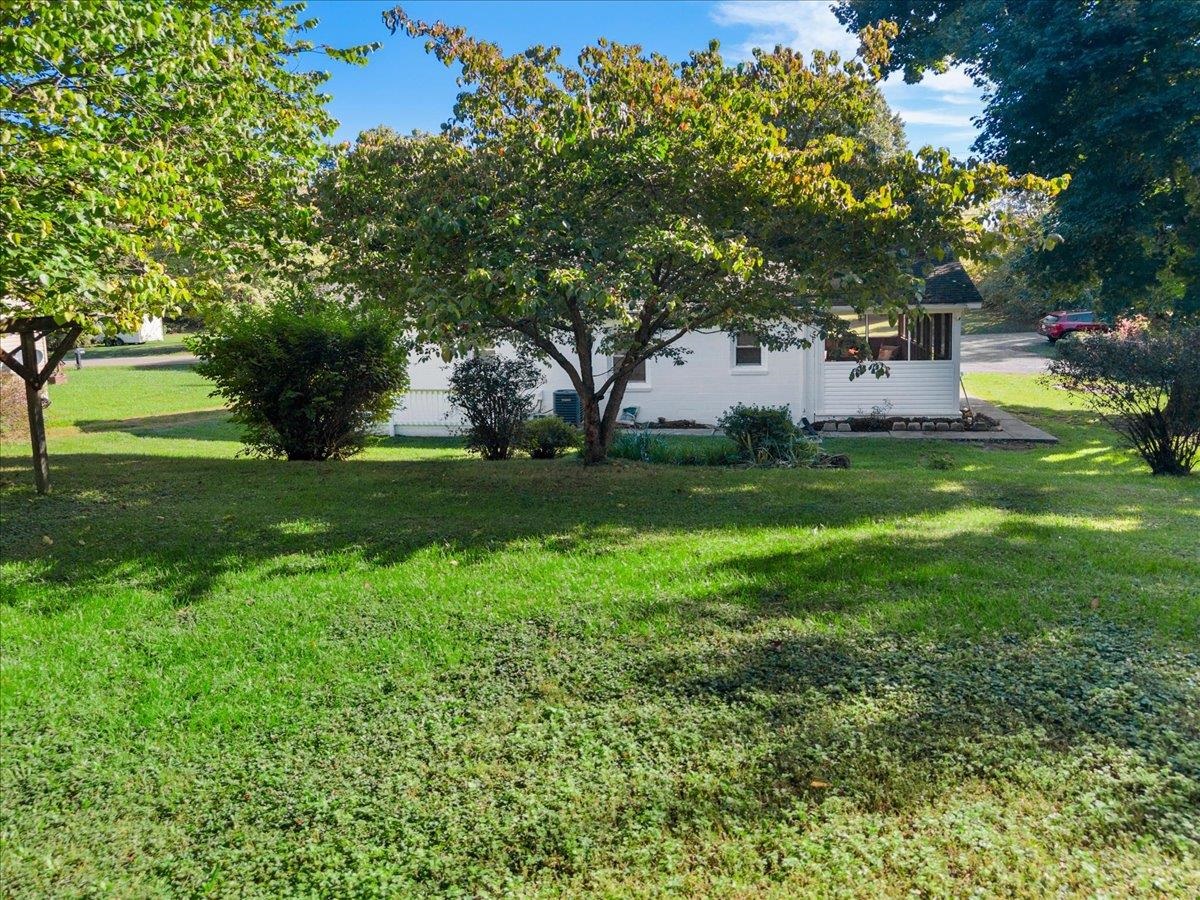 5489 Dublin Drive Dublin VA 24084