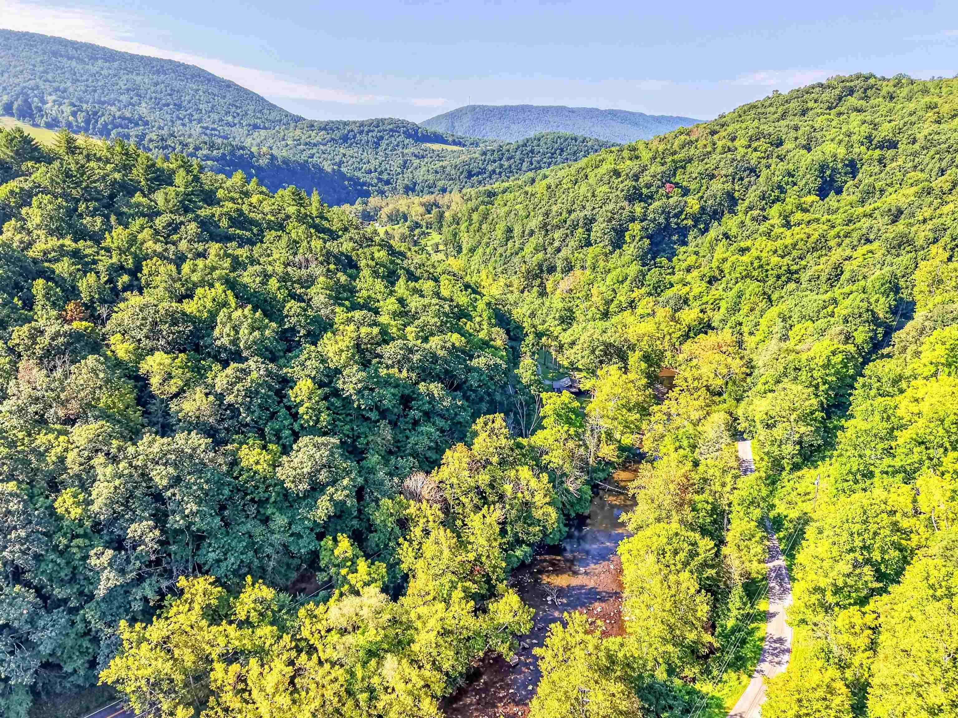 1949 Wolf Creek Highway Narrows VA 24124
