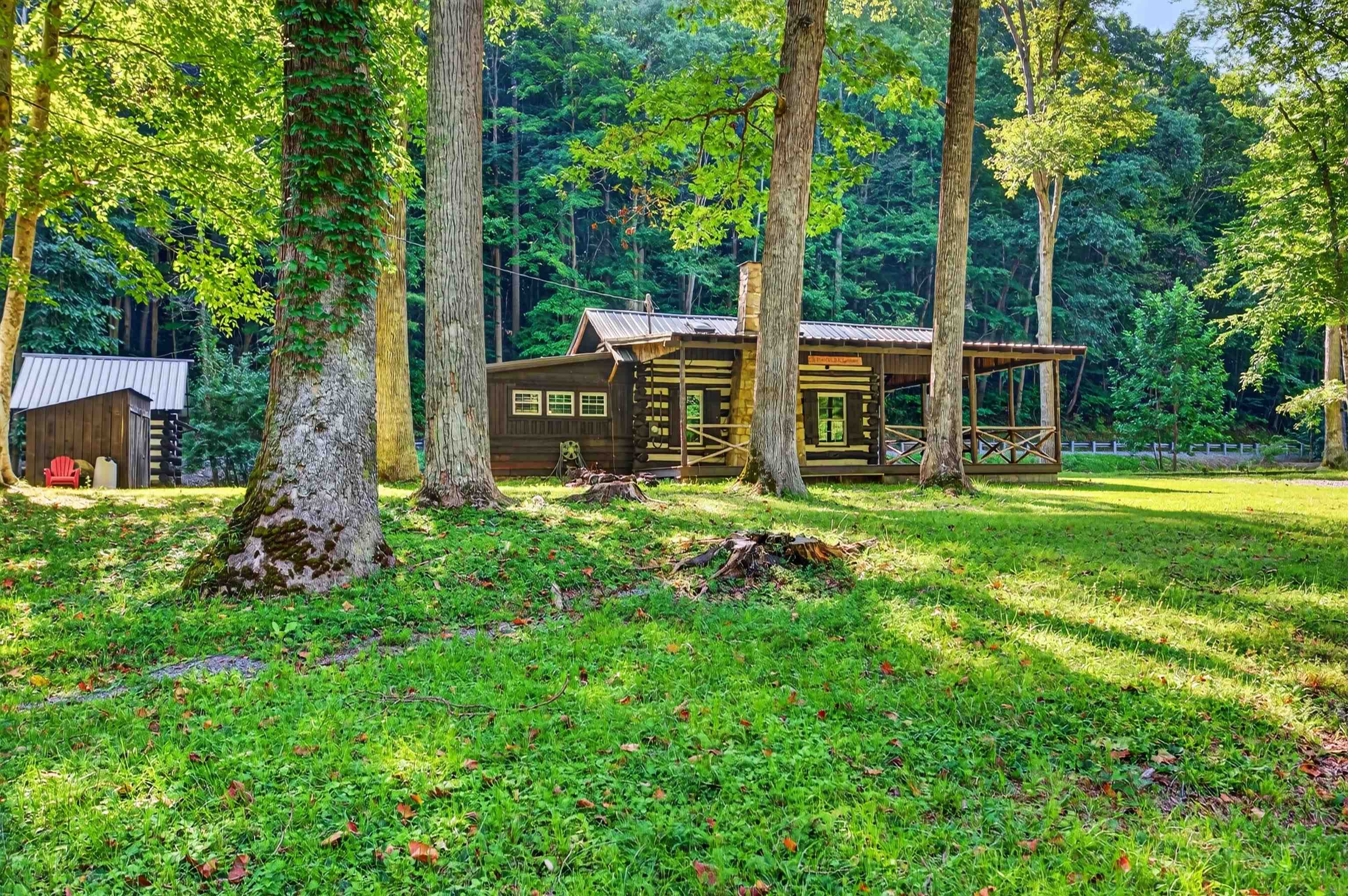 1949 Wolf Creek Highway Narrows VA 24124