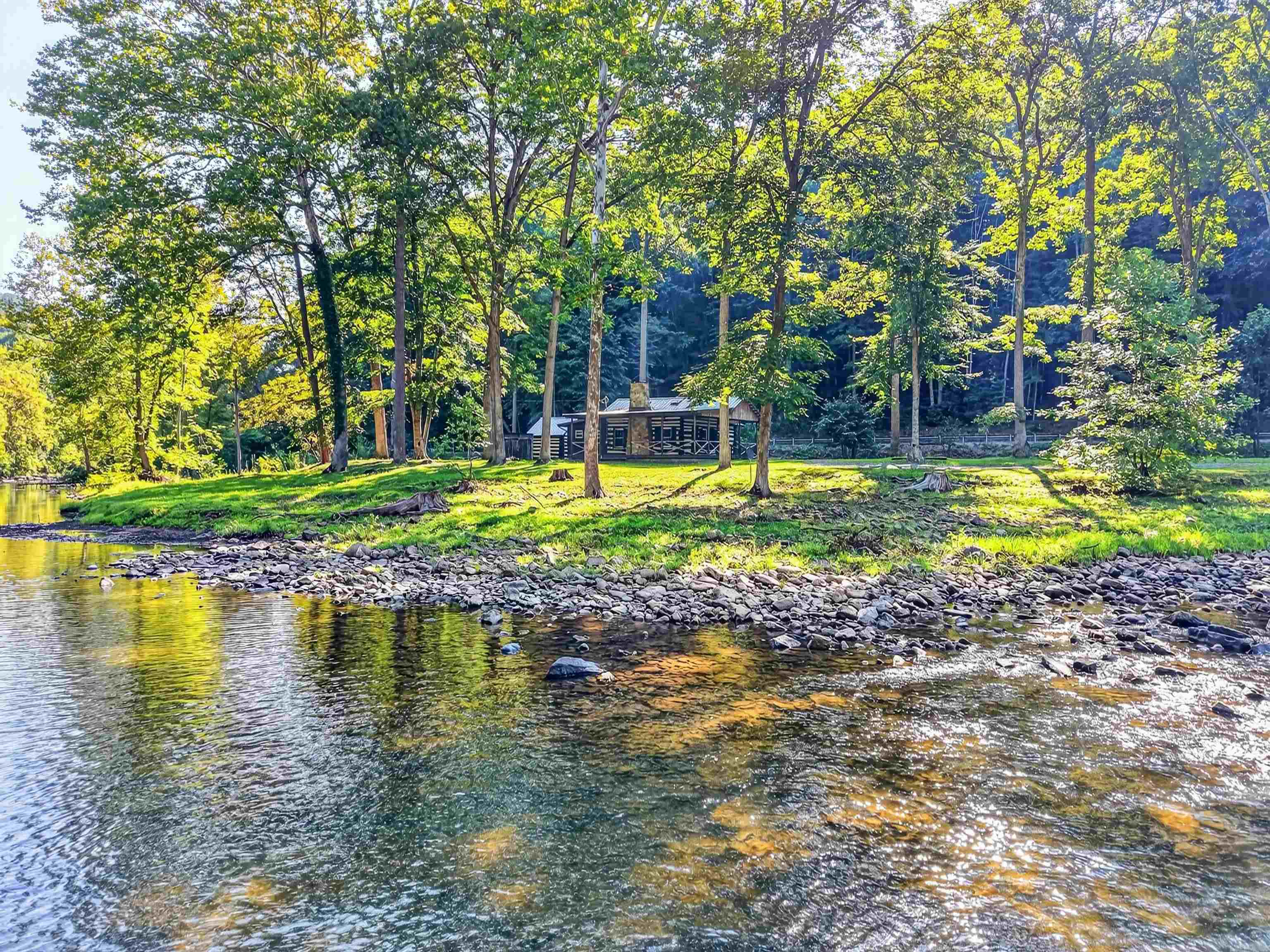 1949 Wolf Creek Highway Narrows VA 24124