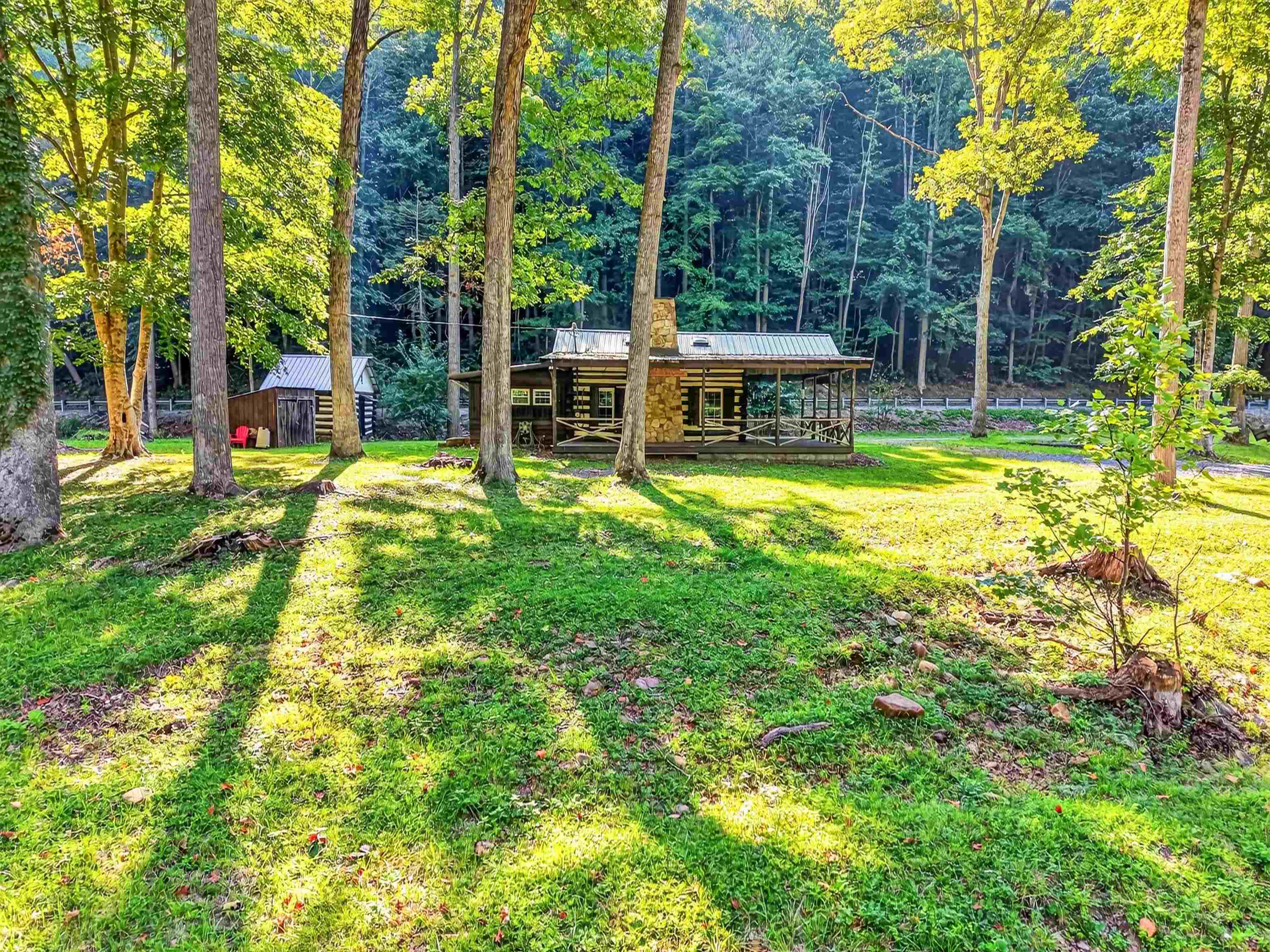 1949 Wolf Creek Highway Narrows VA 24124