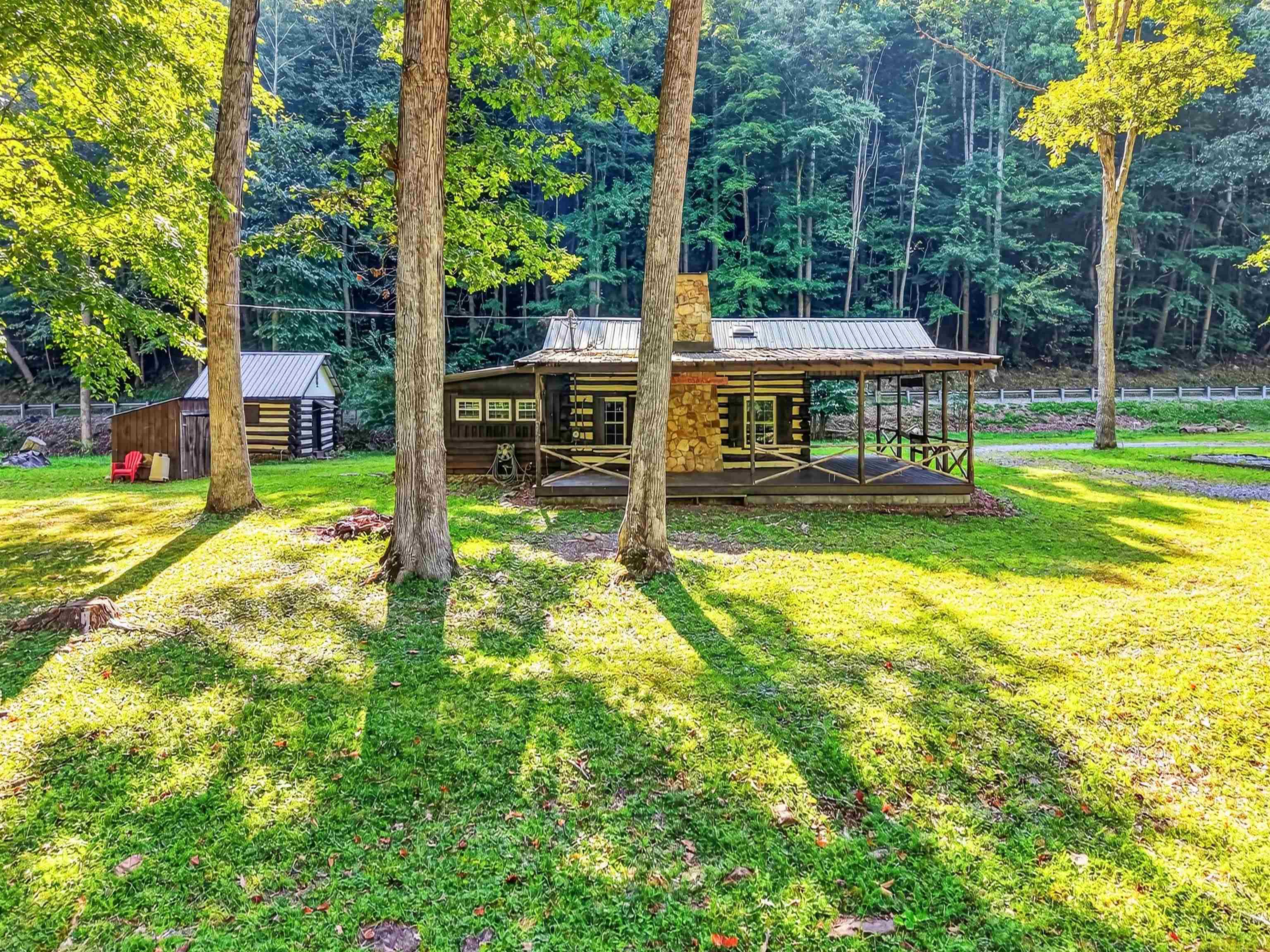 1949 Wolf Creek Highway Narrows VA 24124