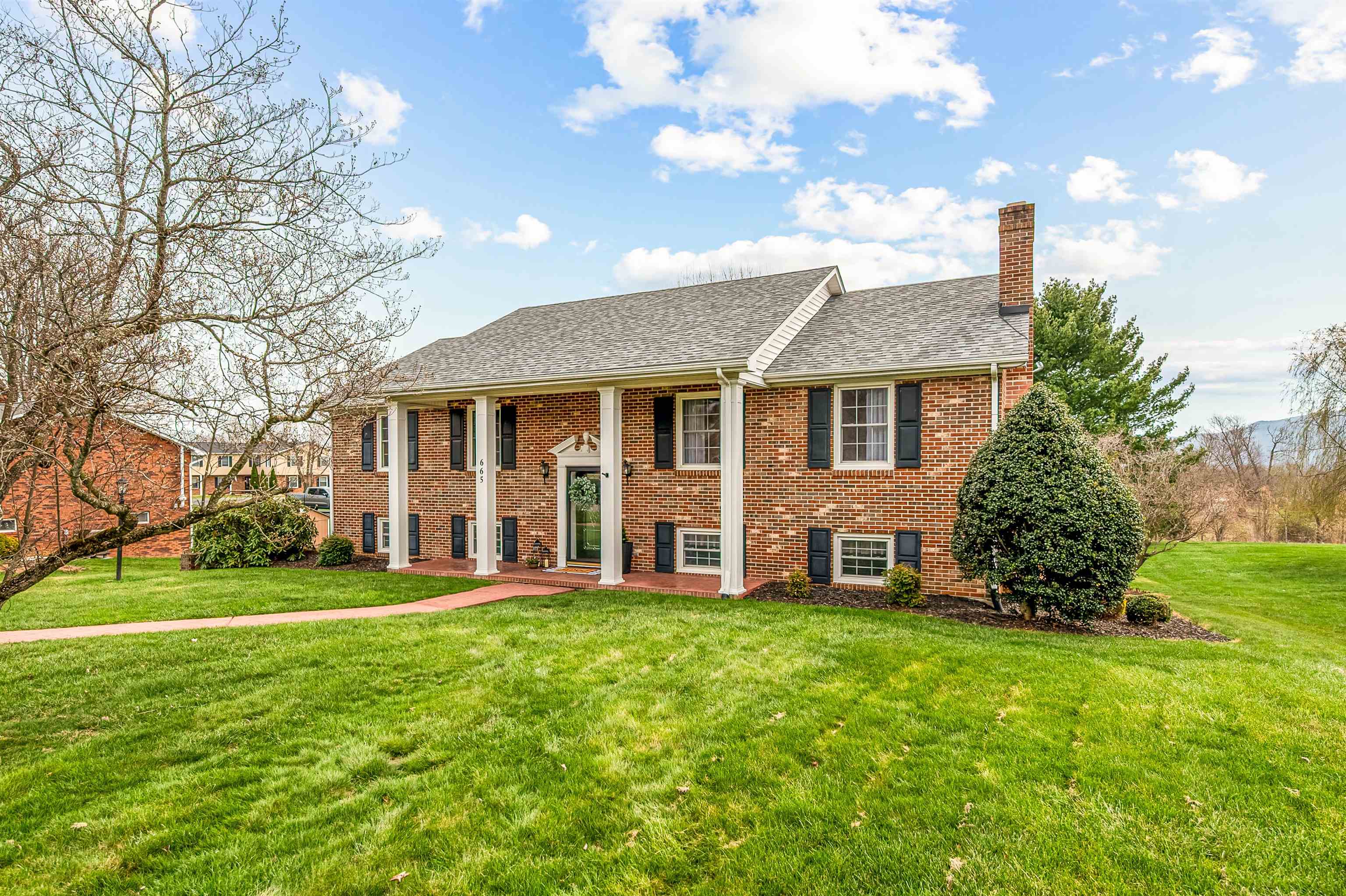 665 Mountain View Drive Wytheville VA 24382