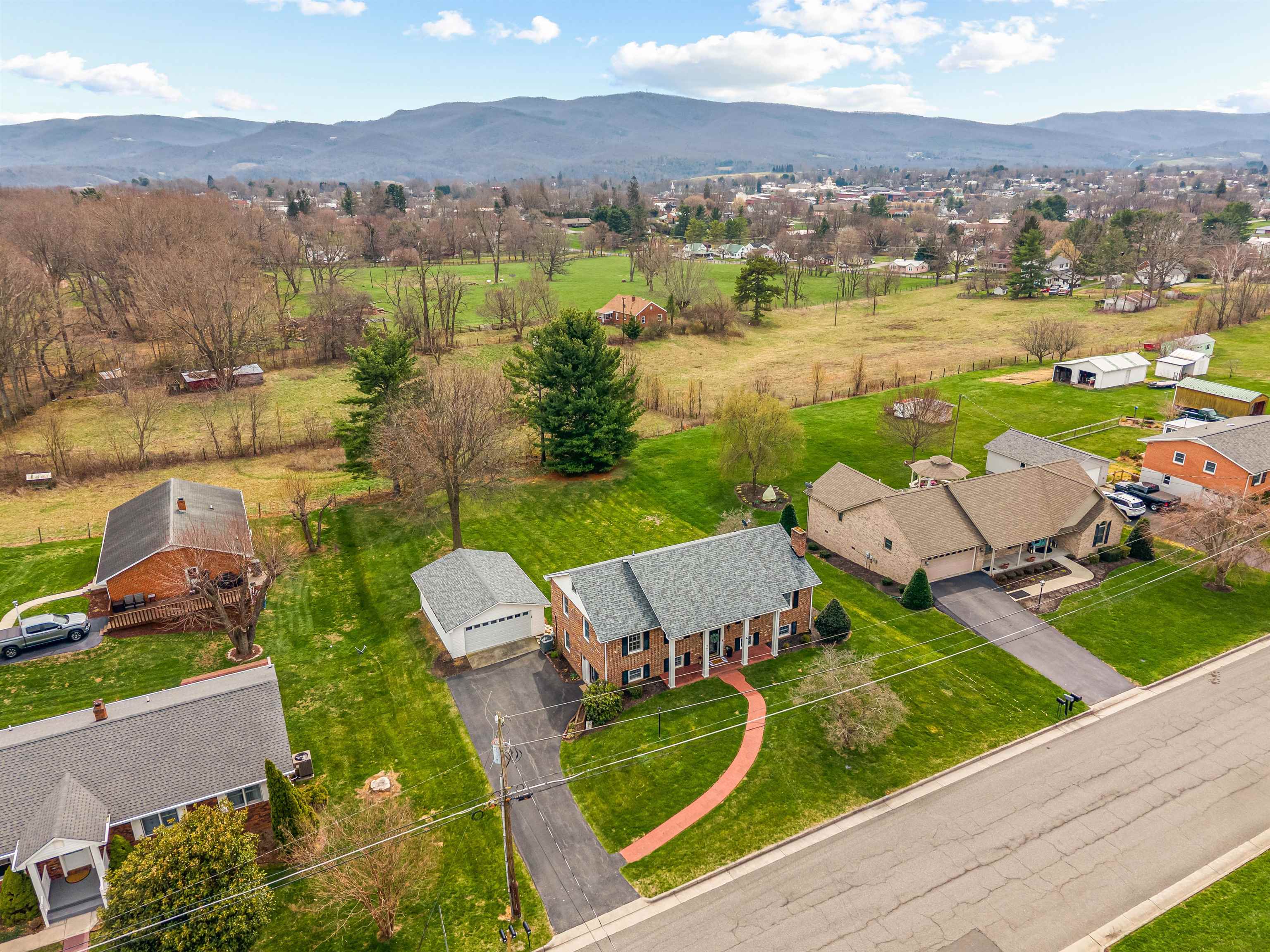 665 Mountain View Drive Wytheville VA 24382