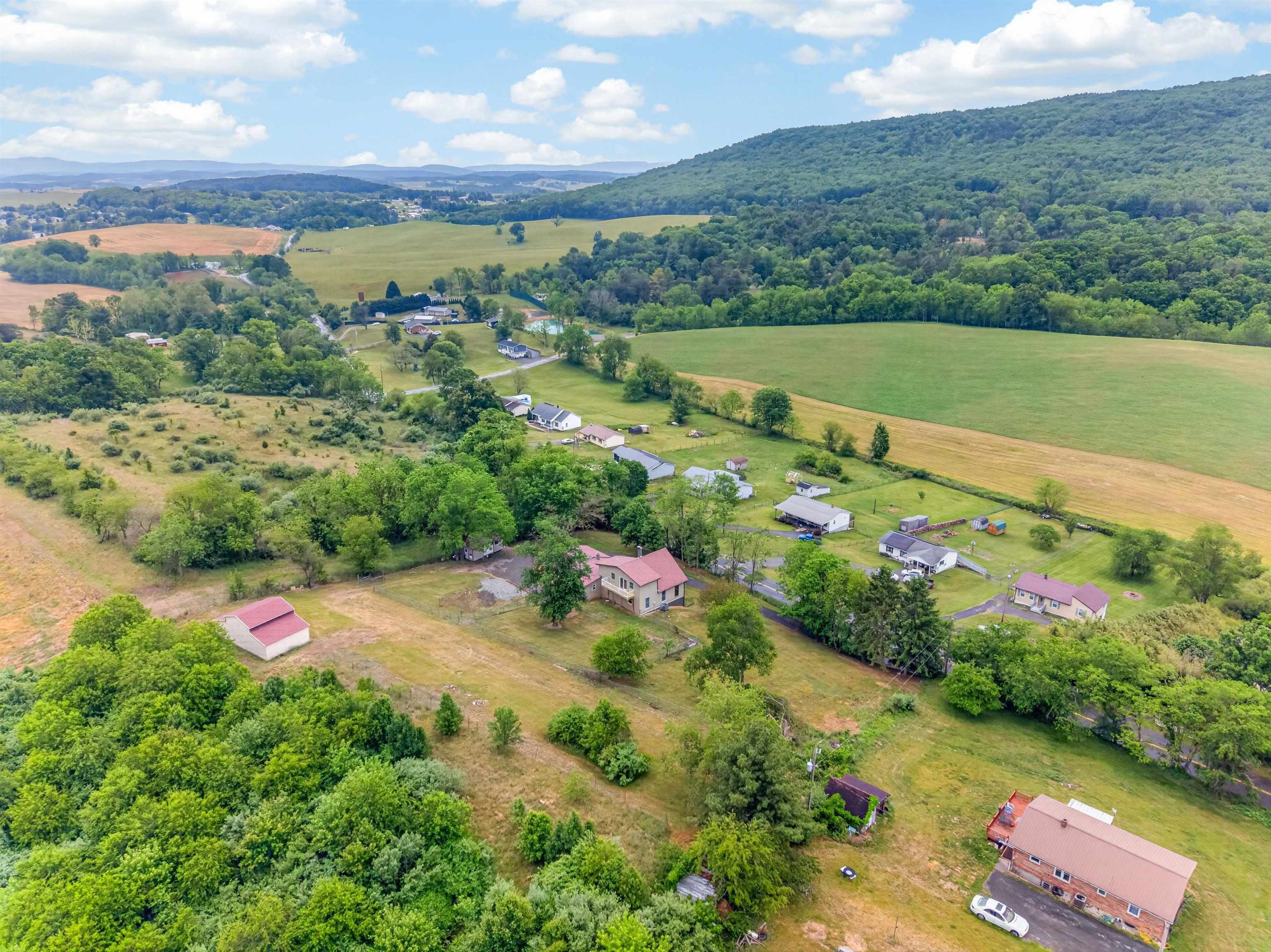 418 Danner Road Max Meadows VA 24360