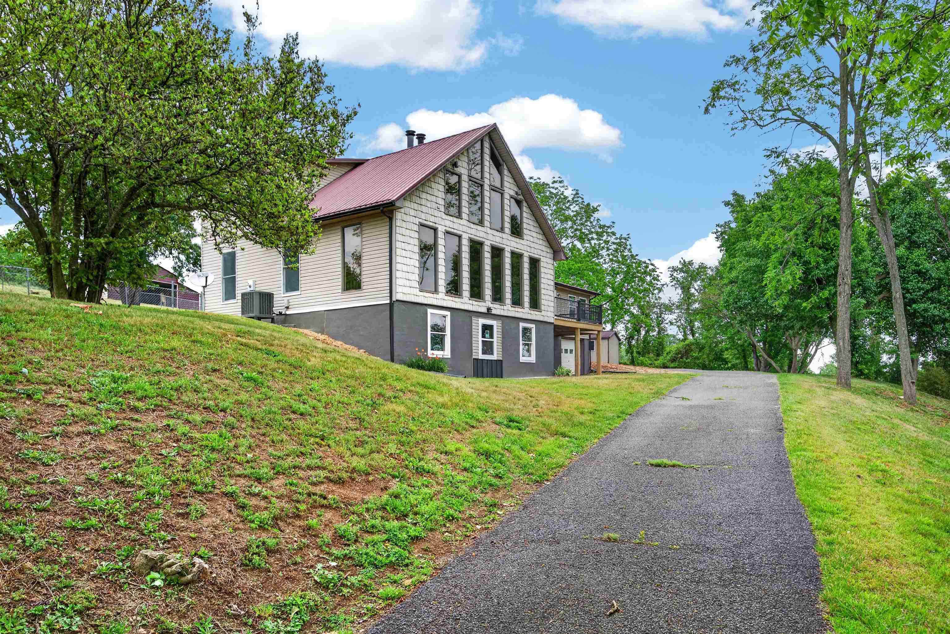 418 Danner Road Max Meadows VA 24360