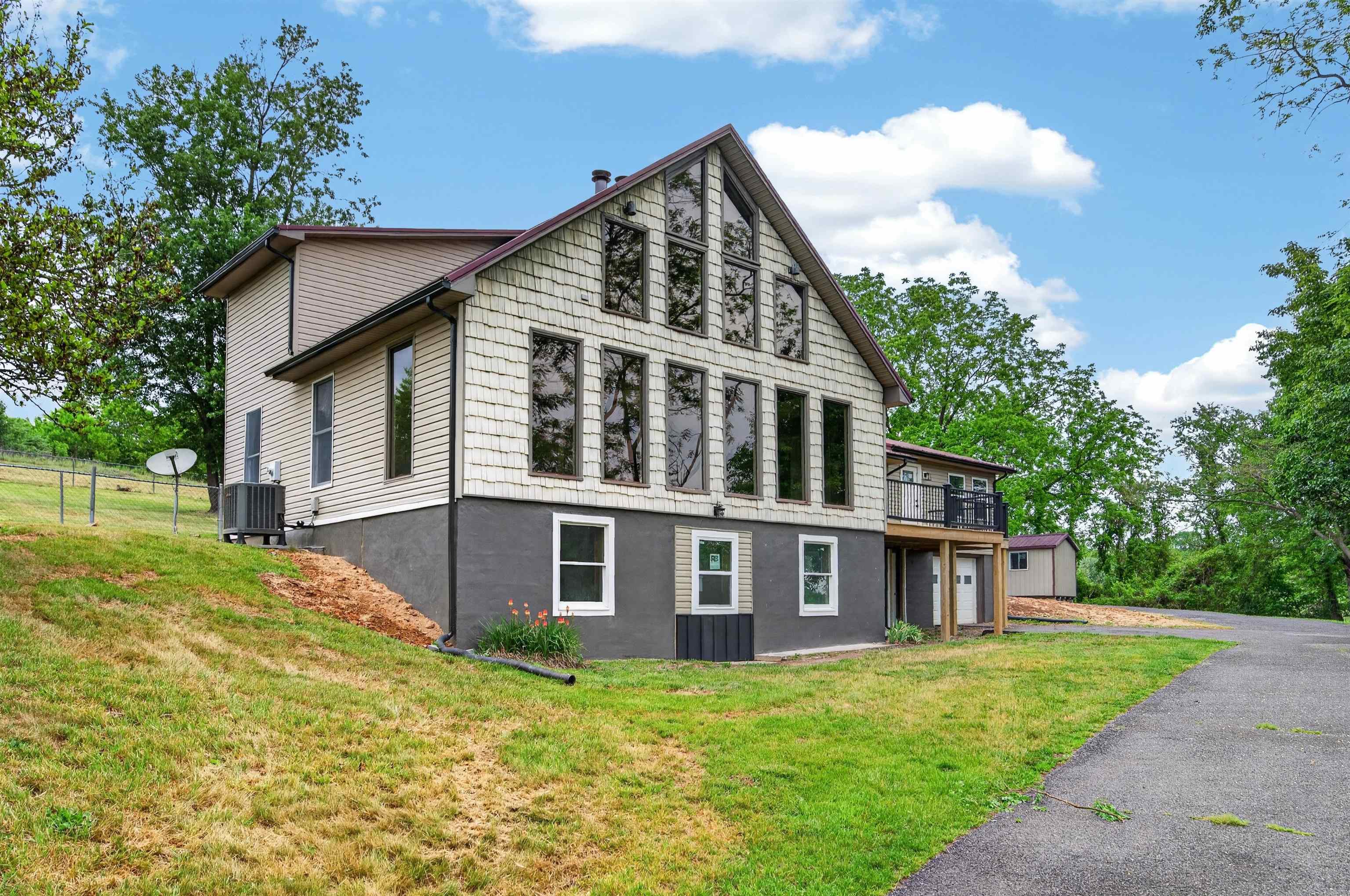 418 Danner Road Max Meadows VA 24360