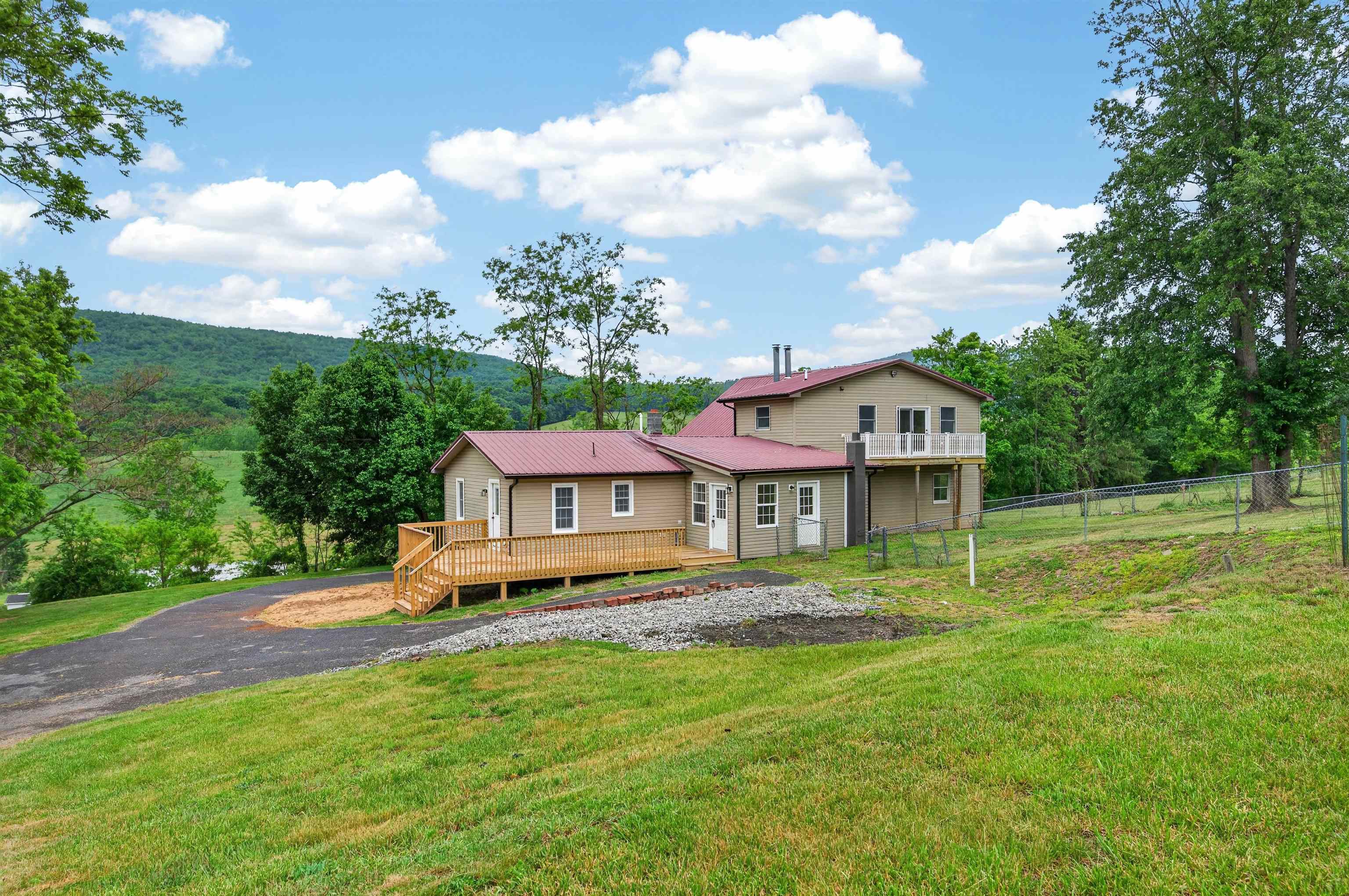 418 Danner Road Max Meadows VA 24360