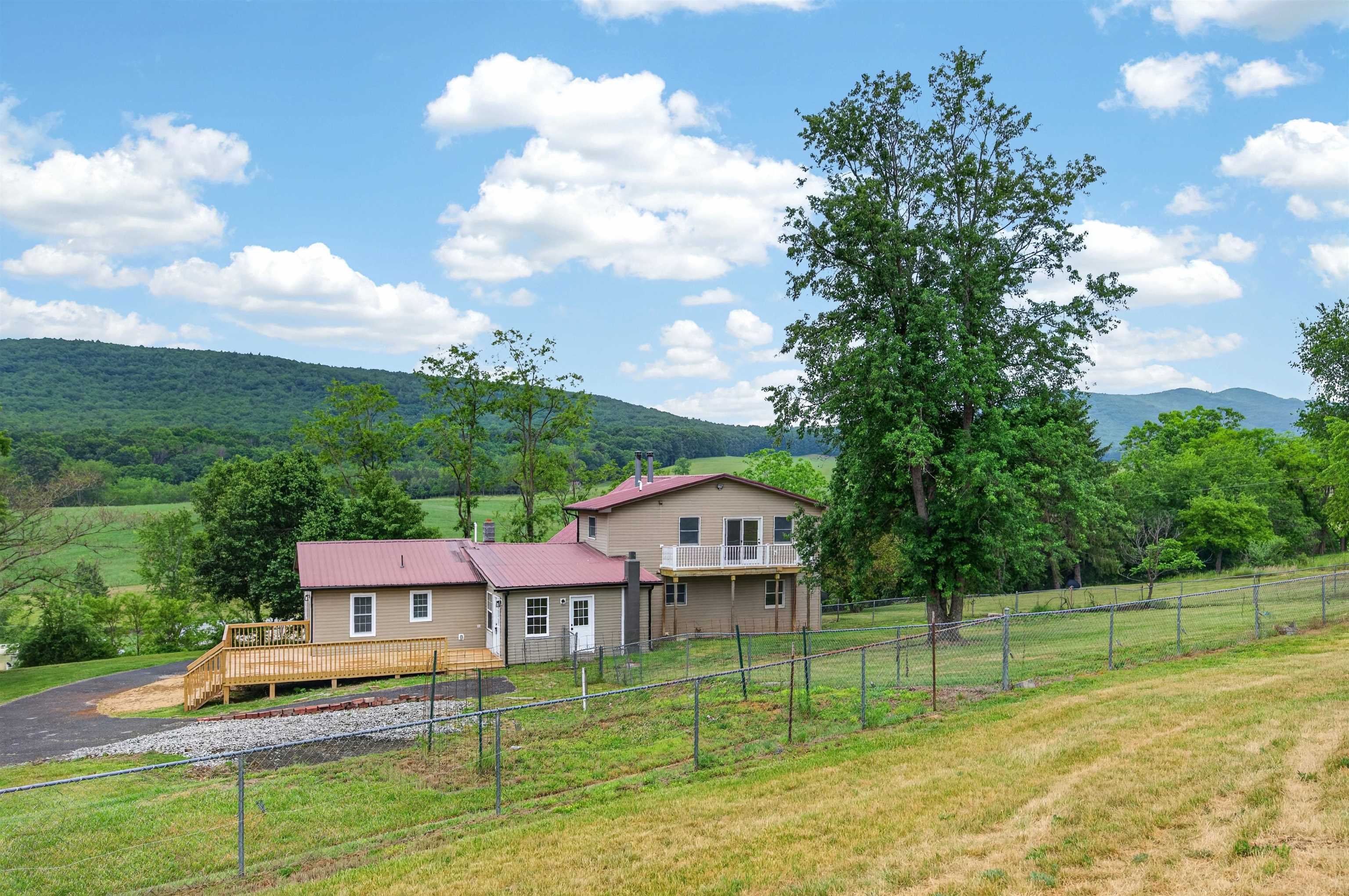 418 Danner Road Max Meadows VA 24360