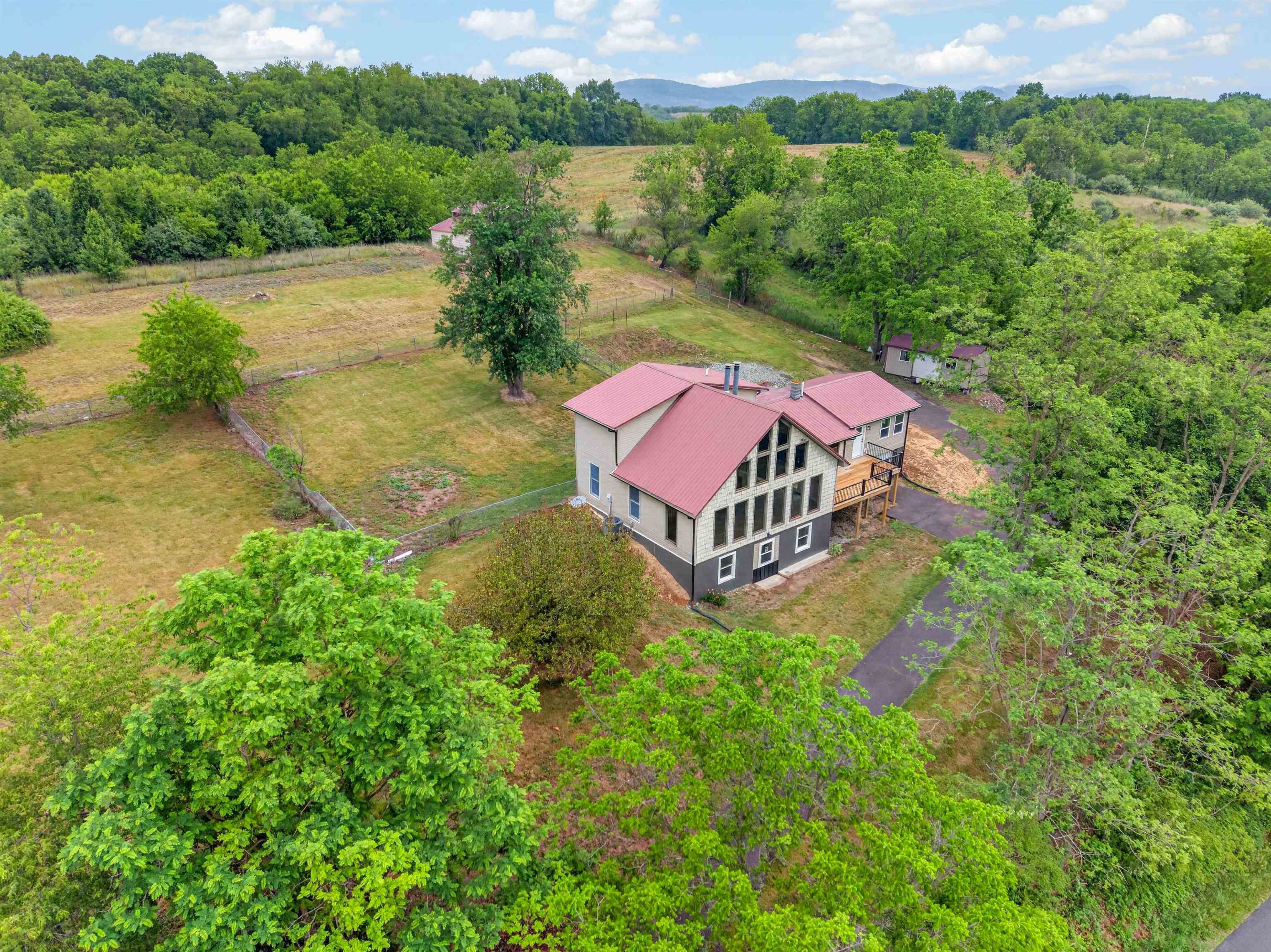 418 Danner Road Max Meadows VA 24360