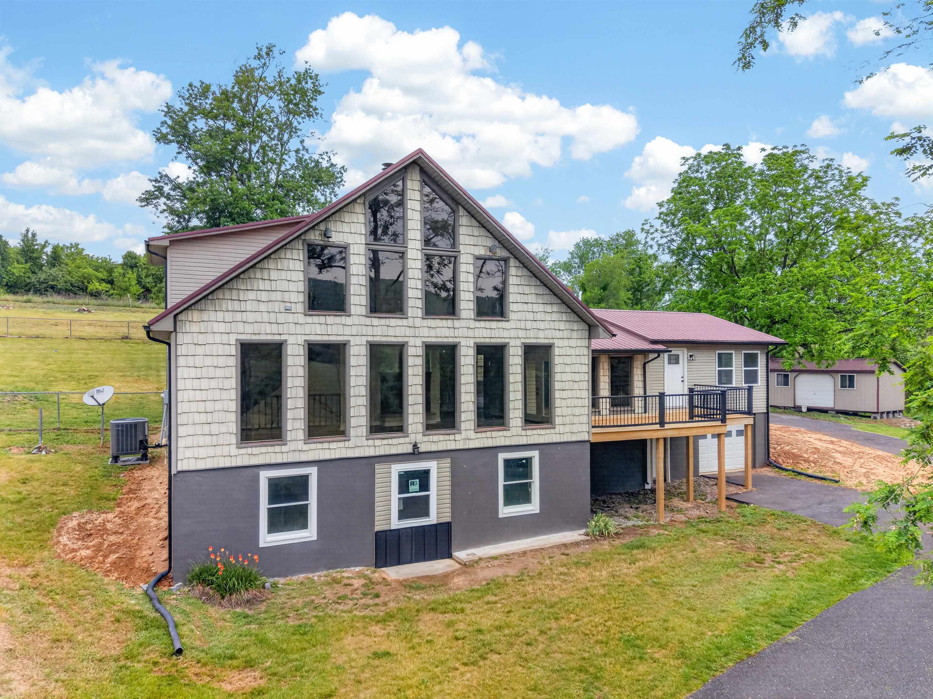 418 Danner Road Max Meadows VA 24360