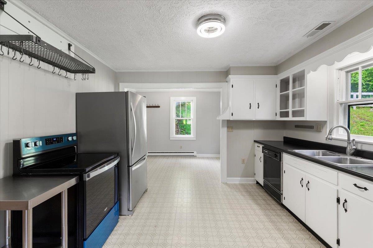 2537 Rosemary Road Christiansburg VA 24073